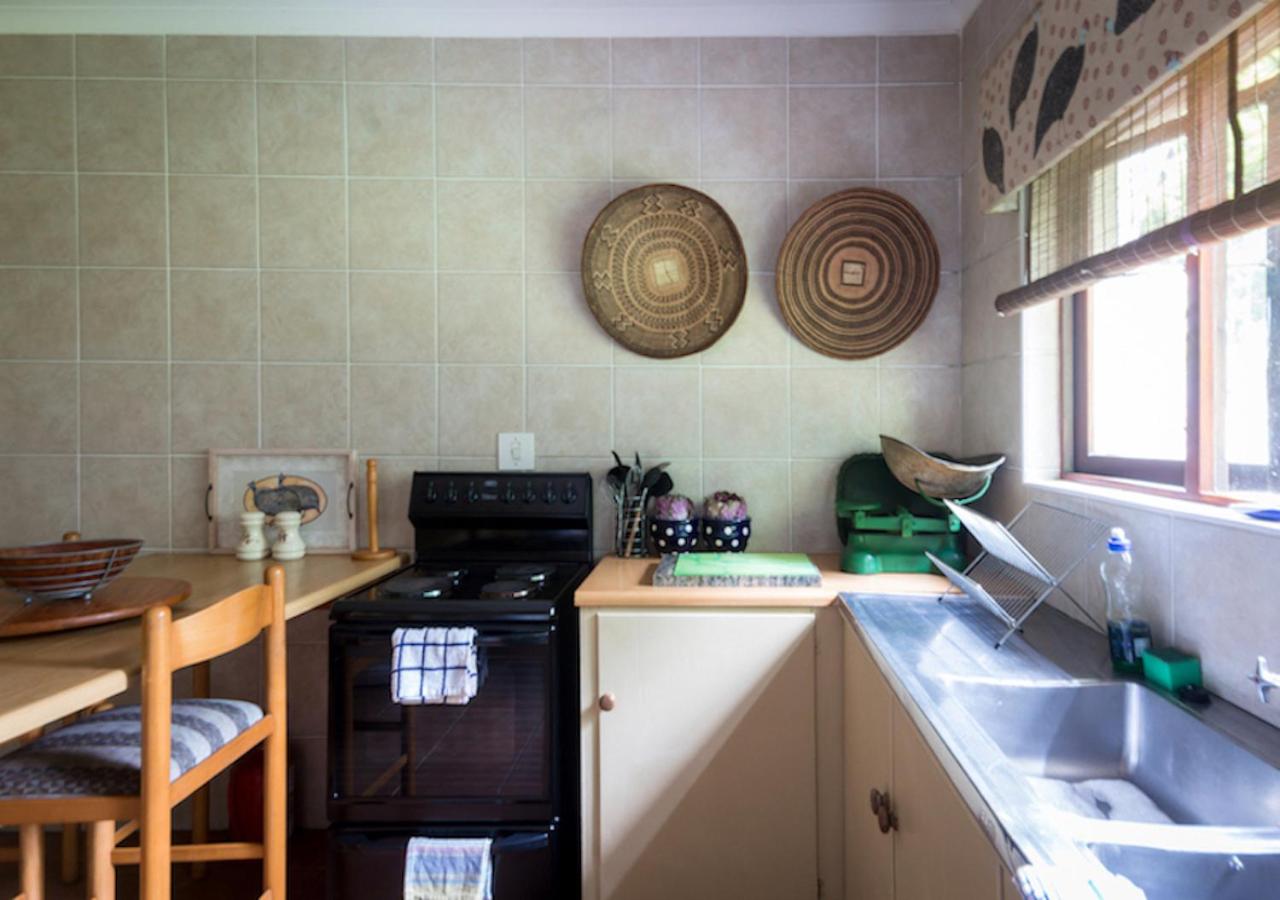 Three-Bedroom Chalet - Nerrily Cottage photo 2