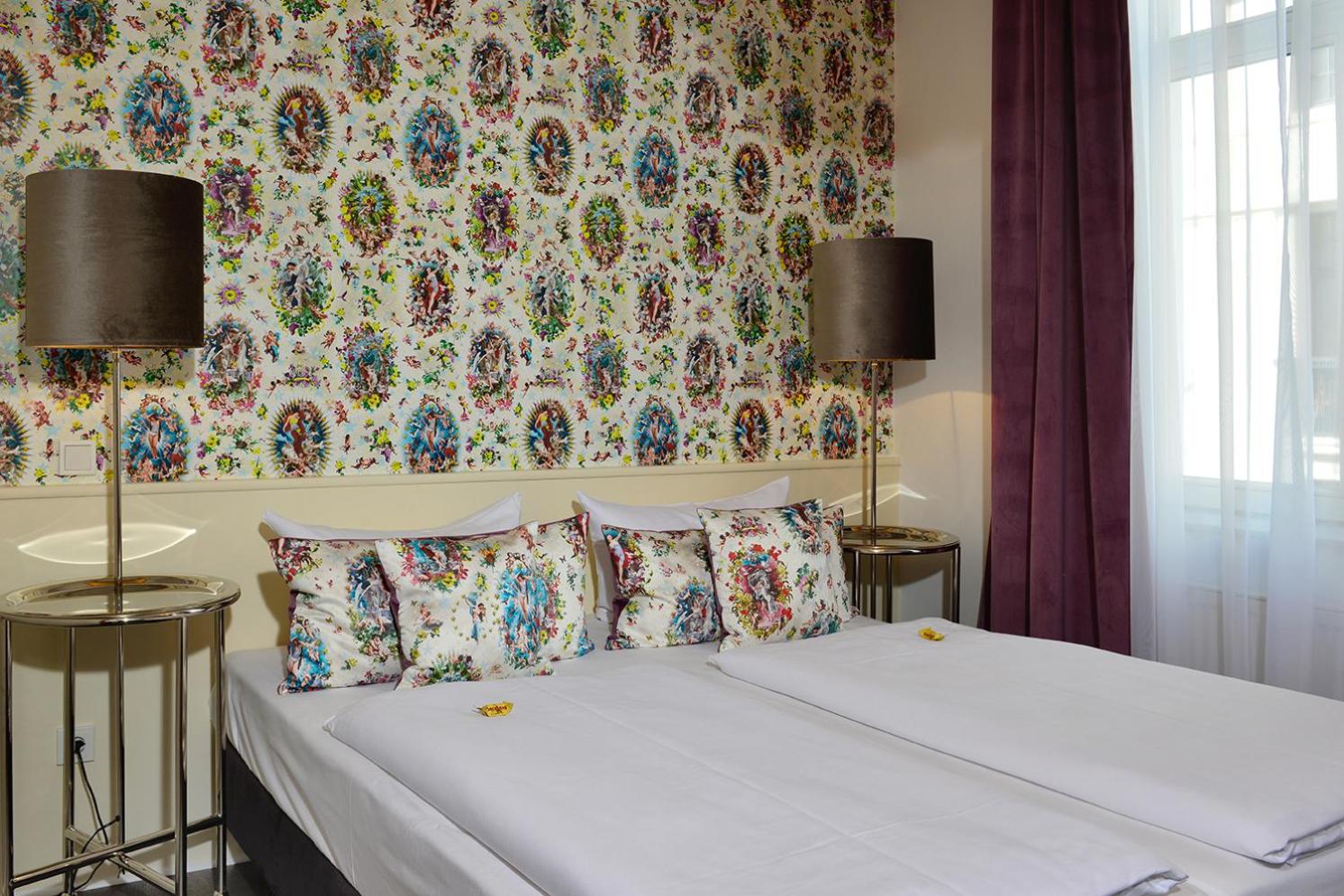 Double Room - Photo 6