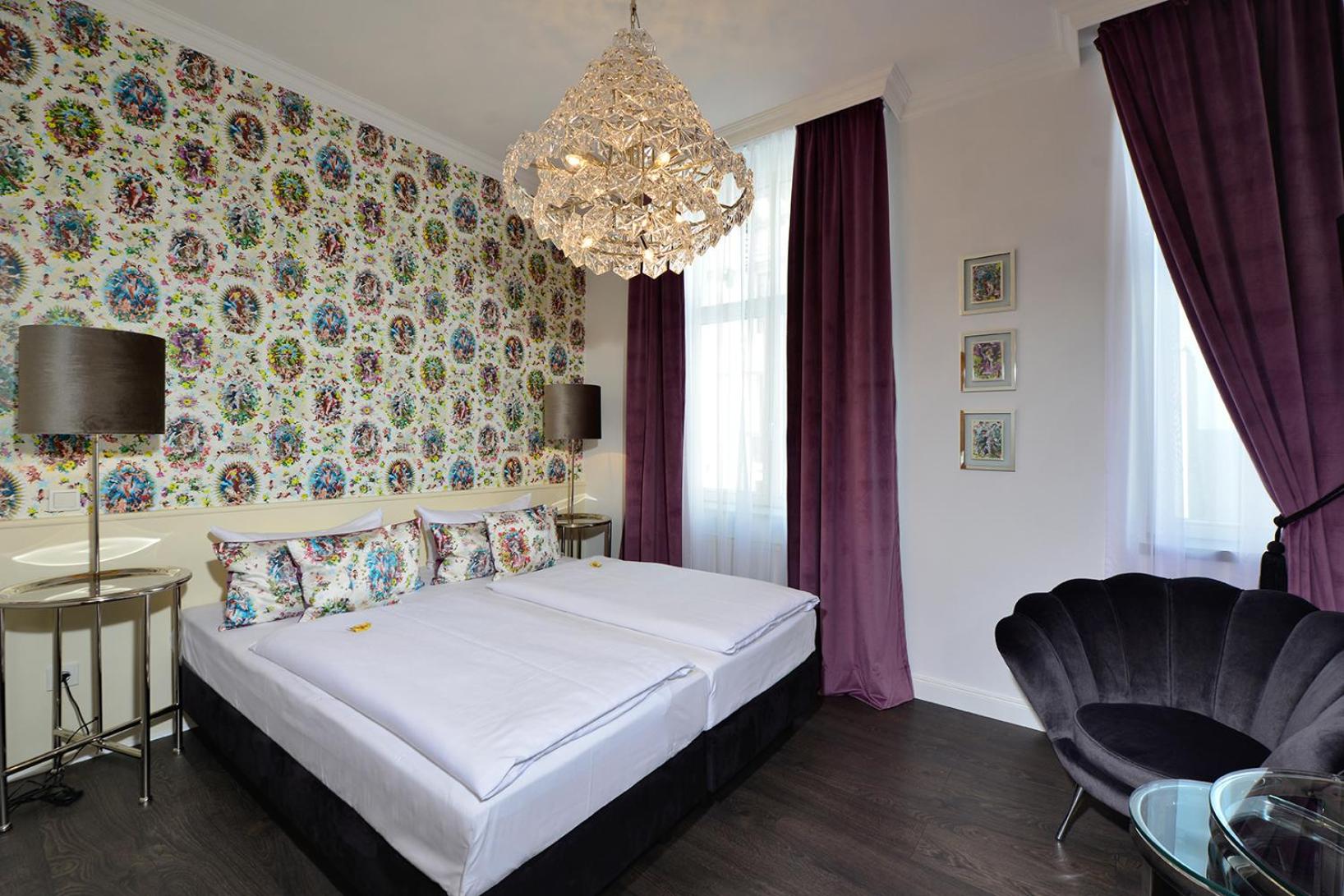 Double Room - Photo 2