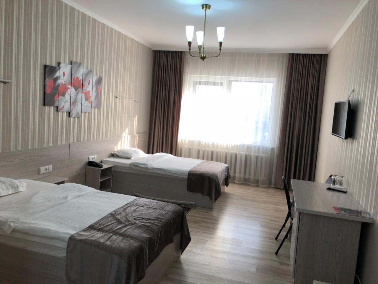 Standard Double or Twin Room photo 1