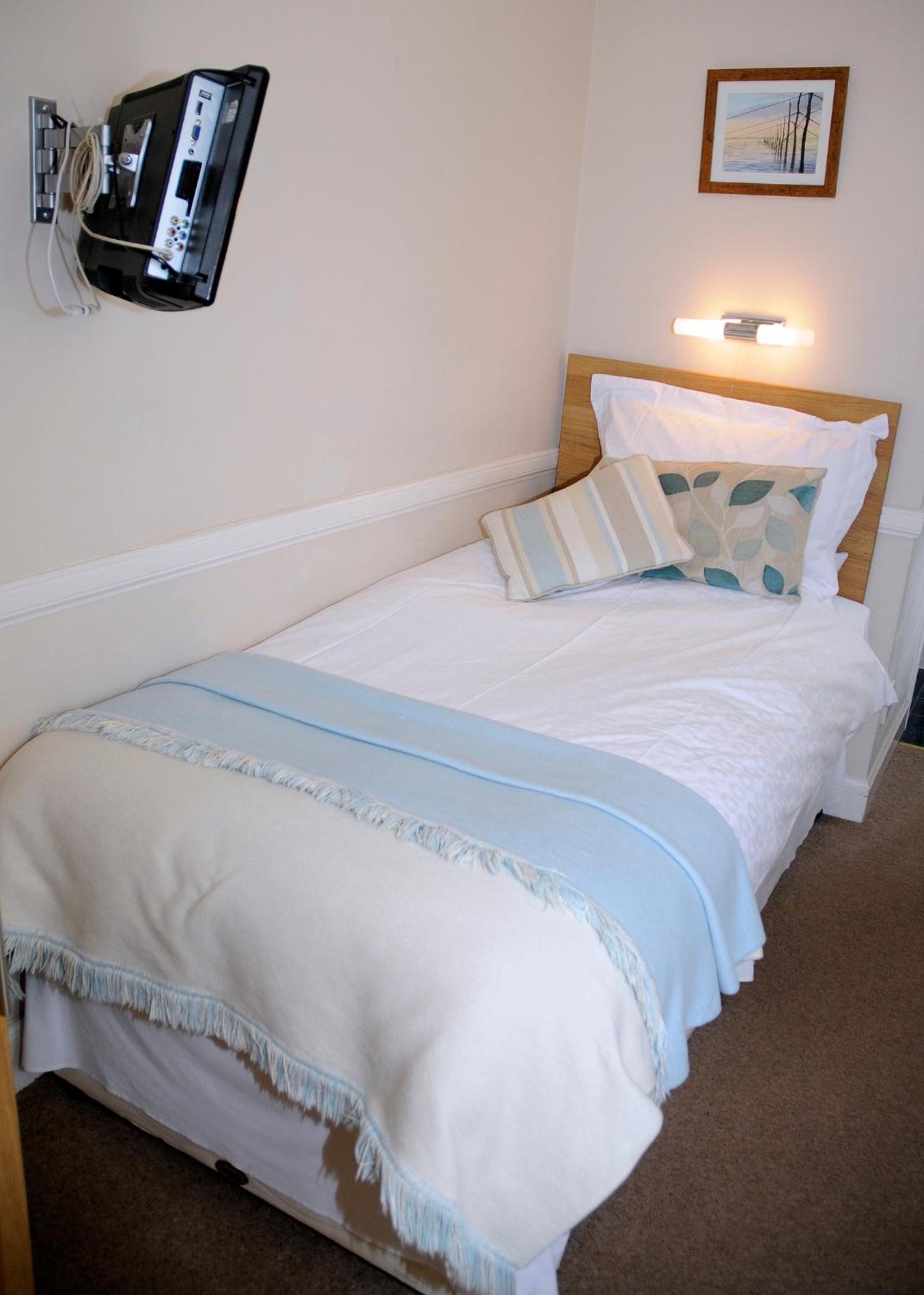 Single Room with Shower