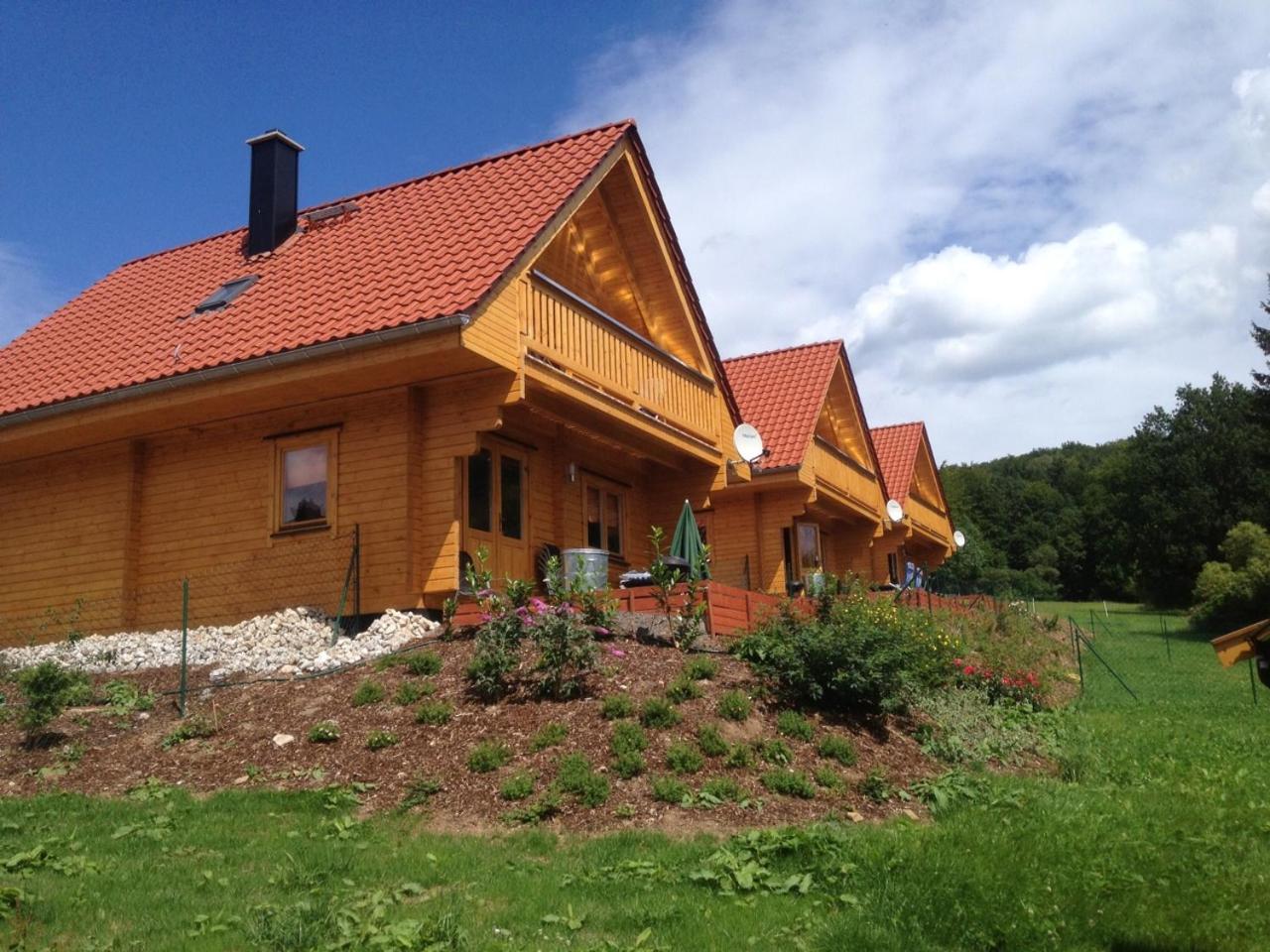 Log Cabin 2 photo 2