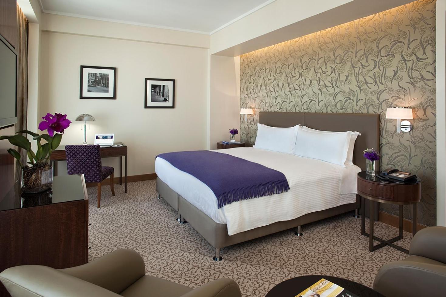 Suite with City View