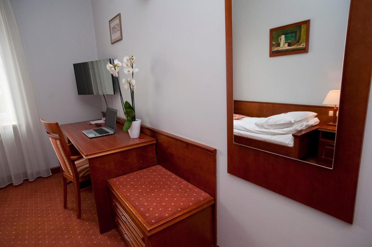 Single Room photo 3