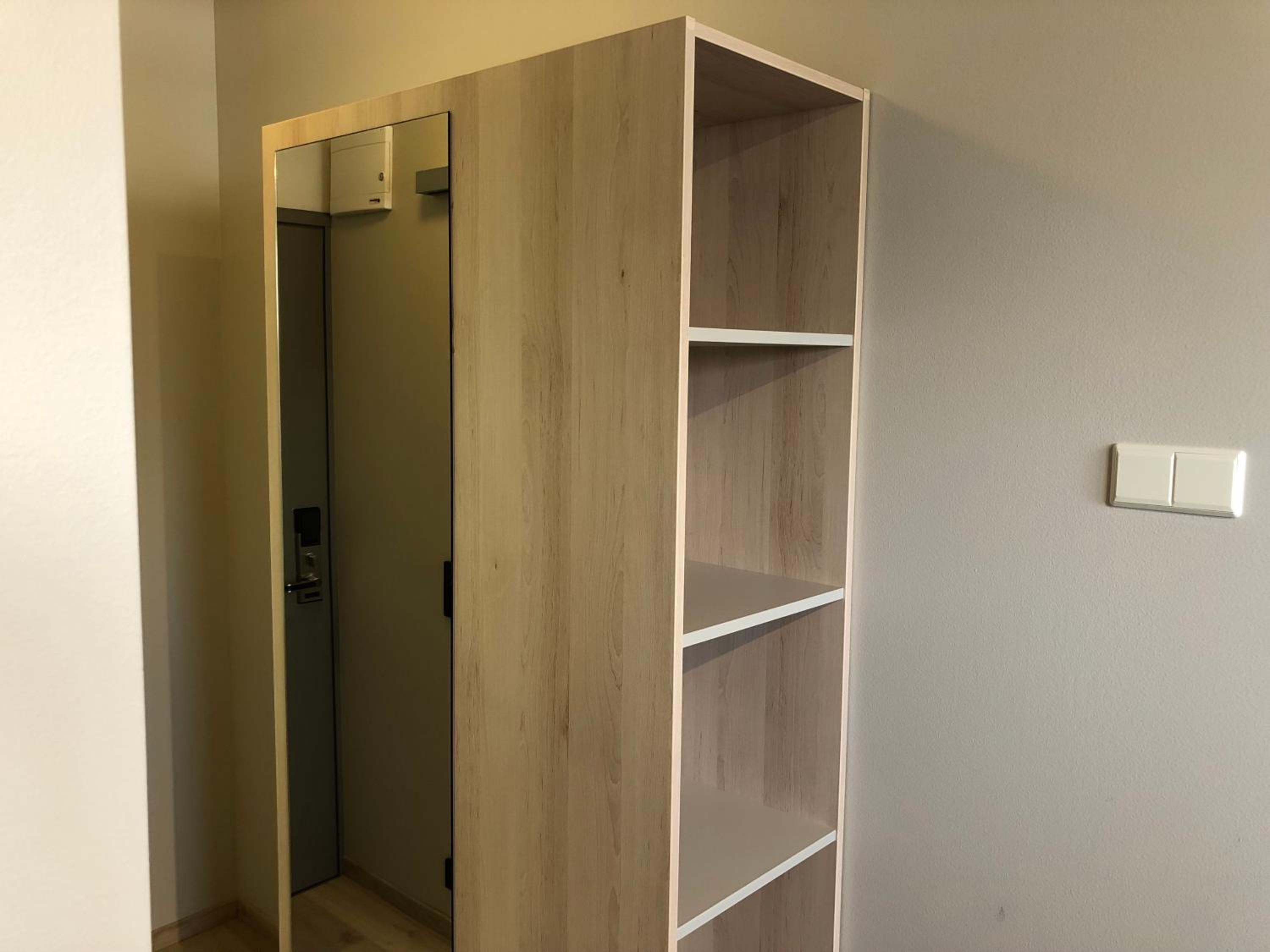 Standard Twin Room - Photo 4