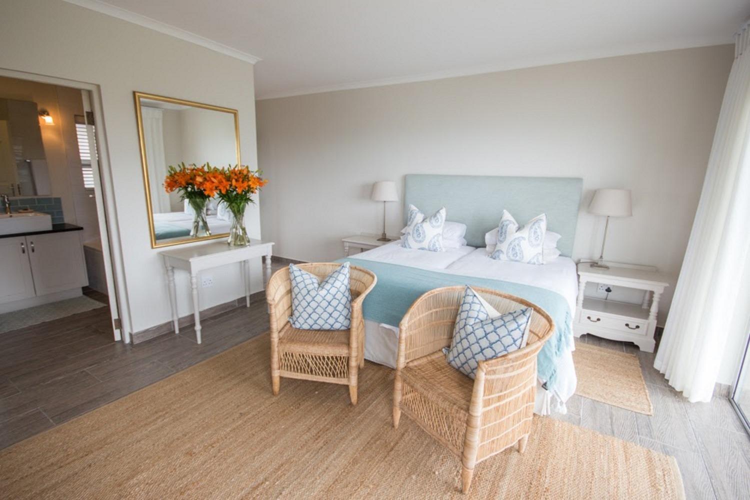 Deluxe Double or Twin Room with Sea View - Knysna Sea Horse