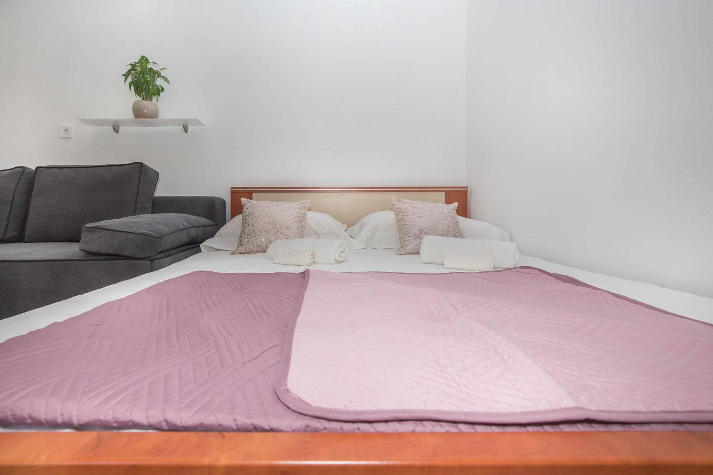 Apartment photo 1