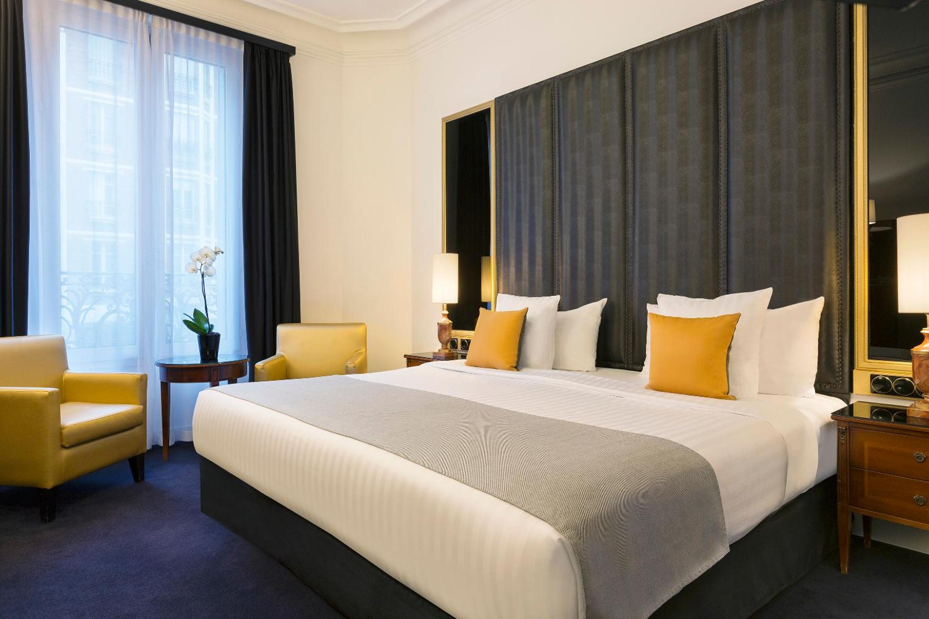 Grand Premium Room