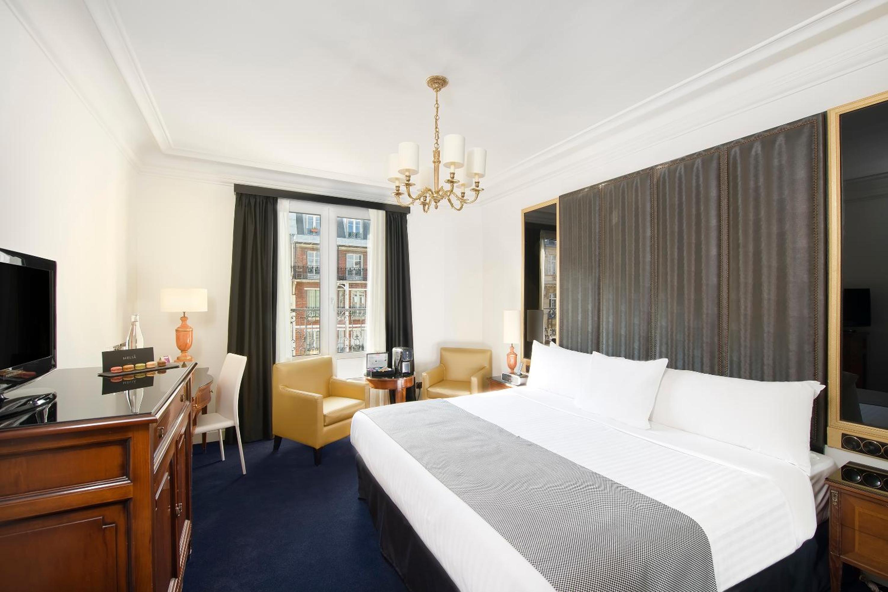 Grand Premium Room