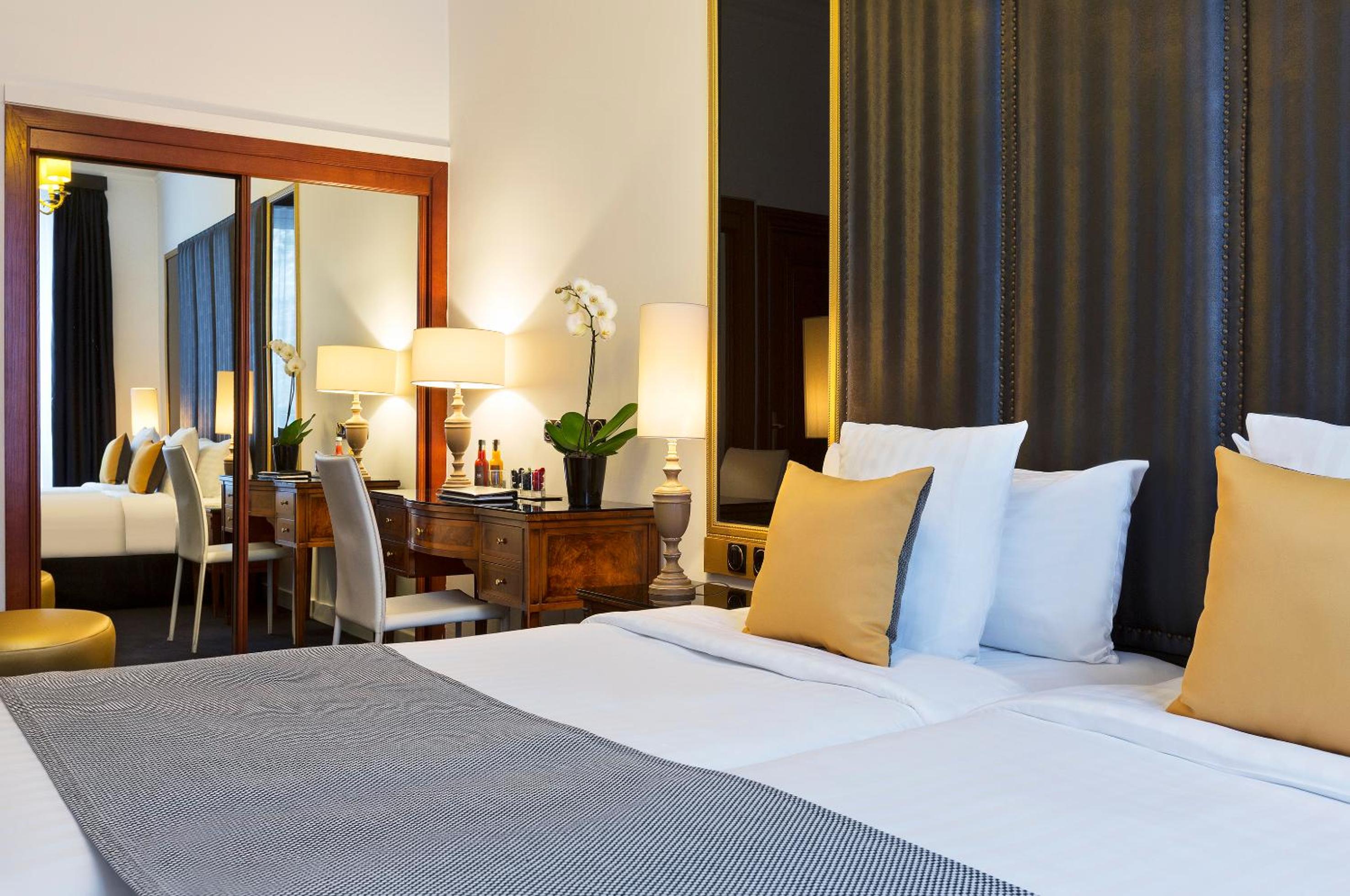 Melia Twin Room