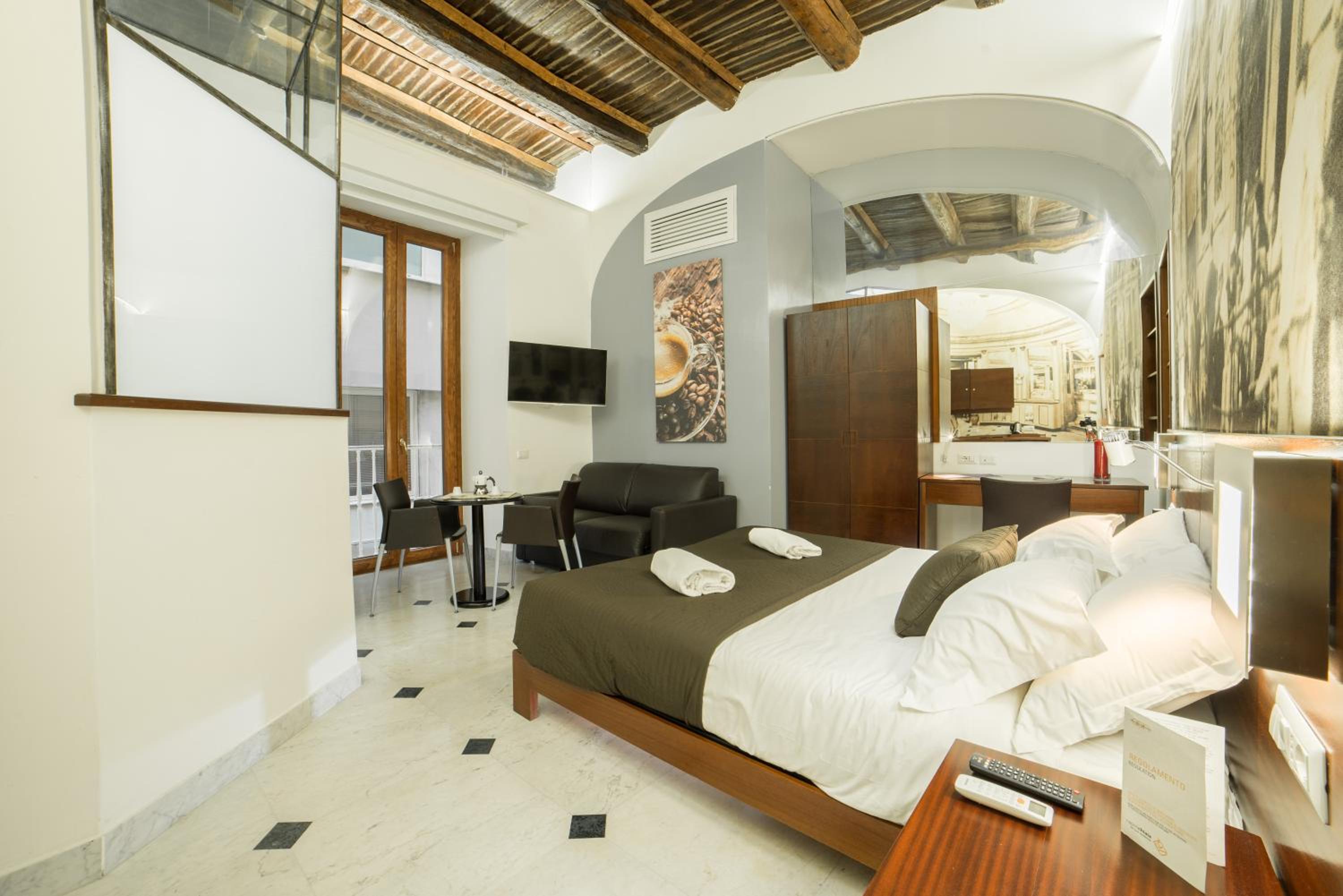 Superior Studio (3 Adults)