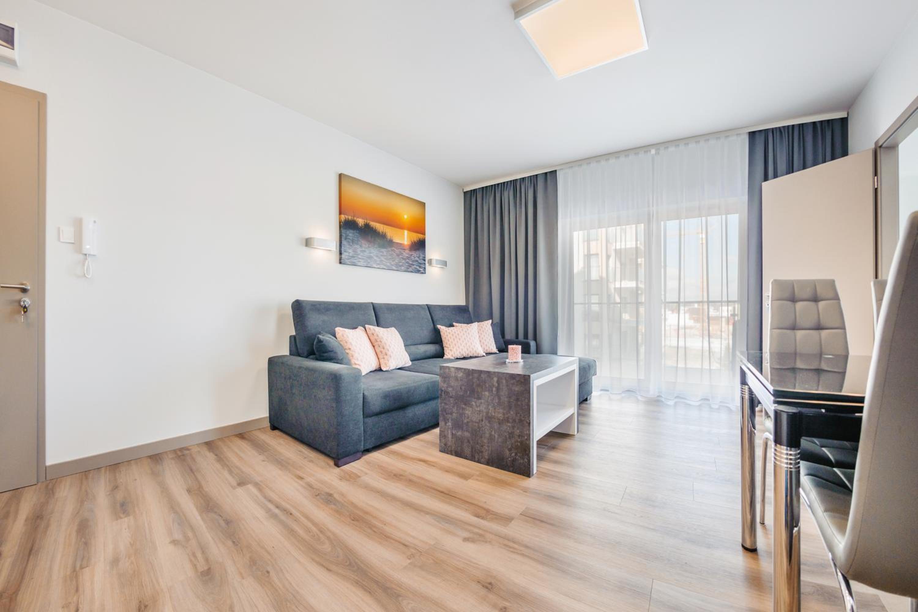 One-Bedroom Apartment - Lotnicza 1I photo 1