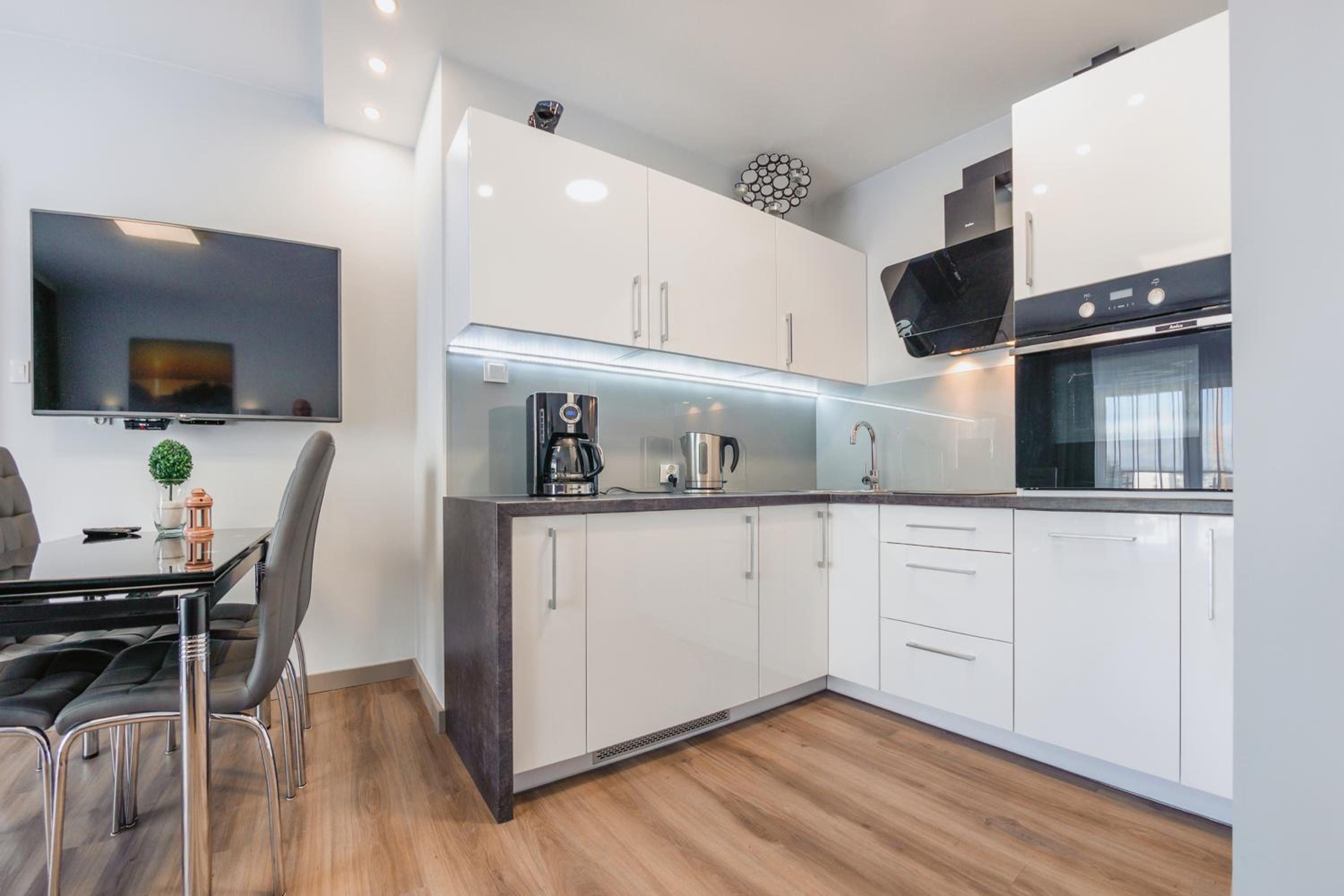One-Bedroom Apartment - Lotnicza 1I photo 3