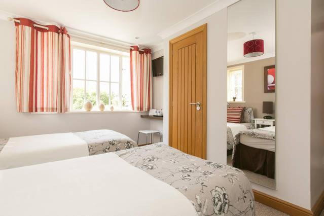 Double or Twin Room photo 1
