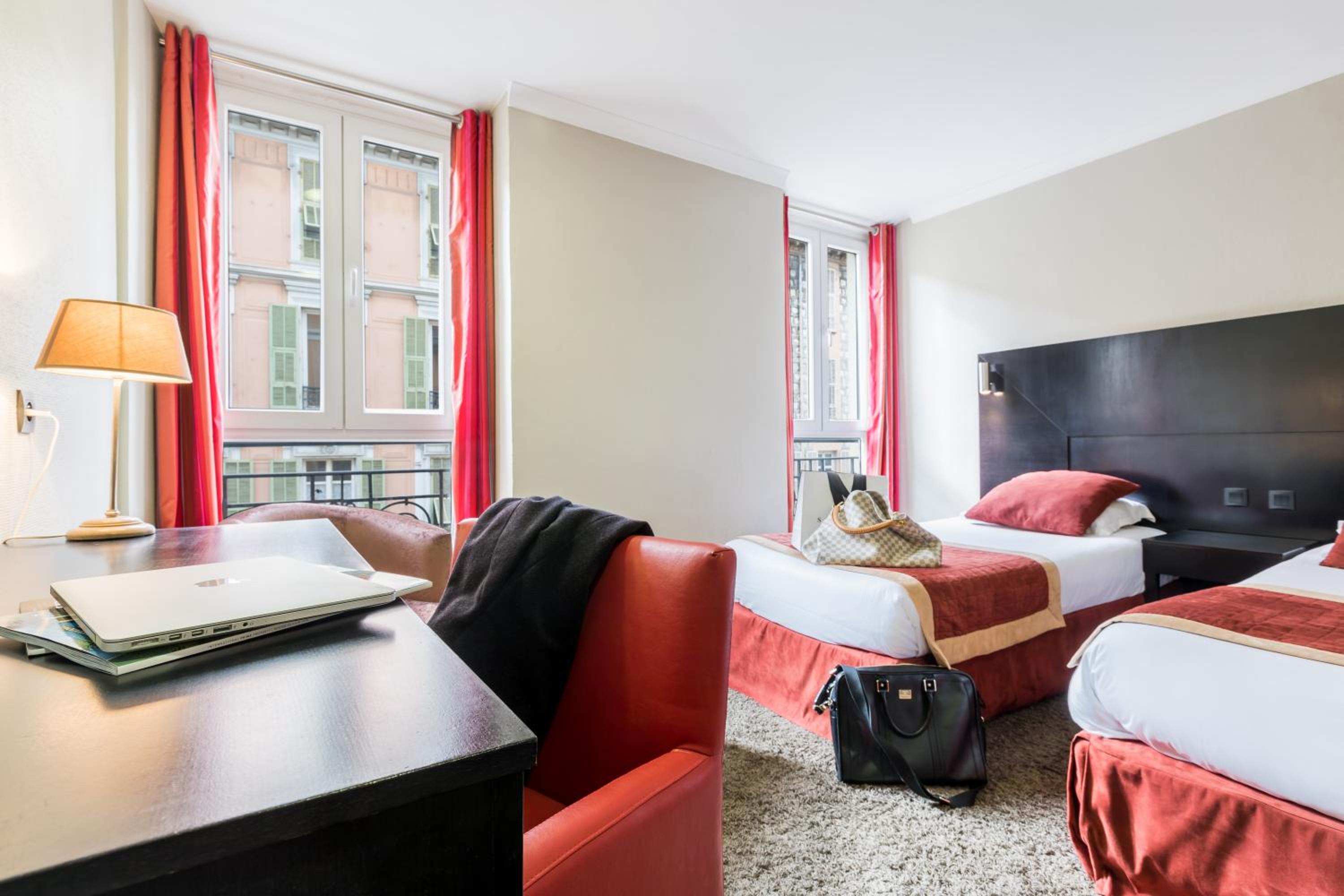 Superior Double Room - Photo 9