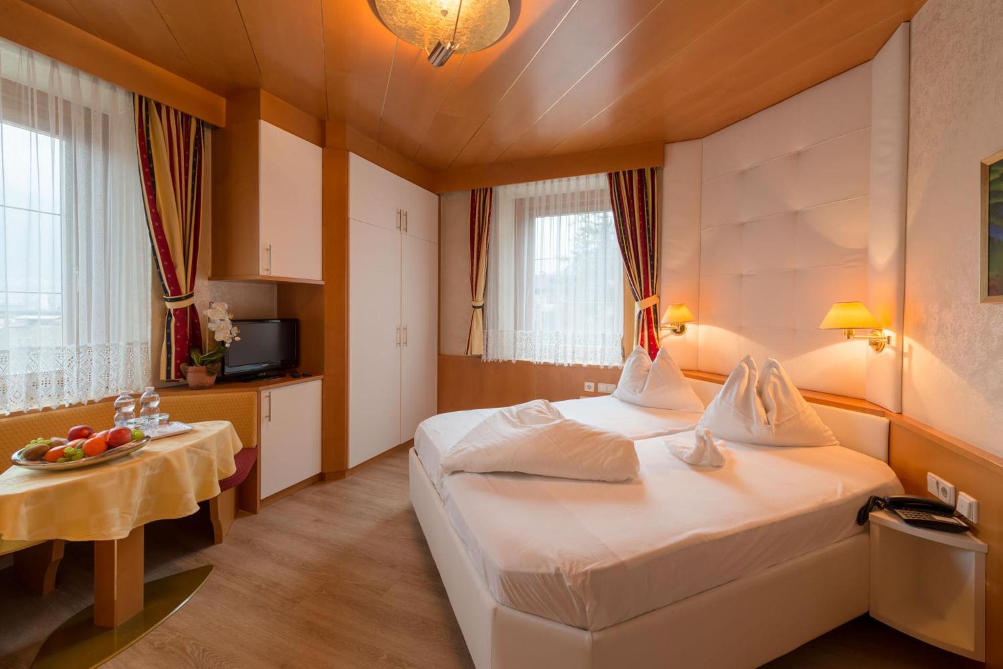 Standard Double Room photo 2