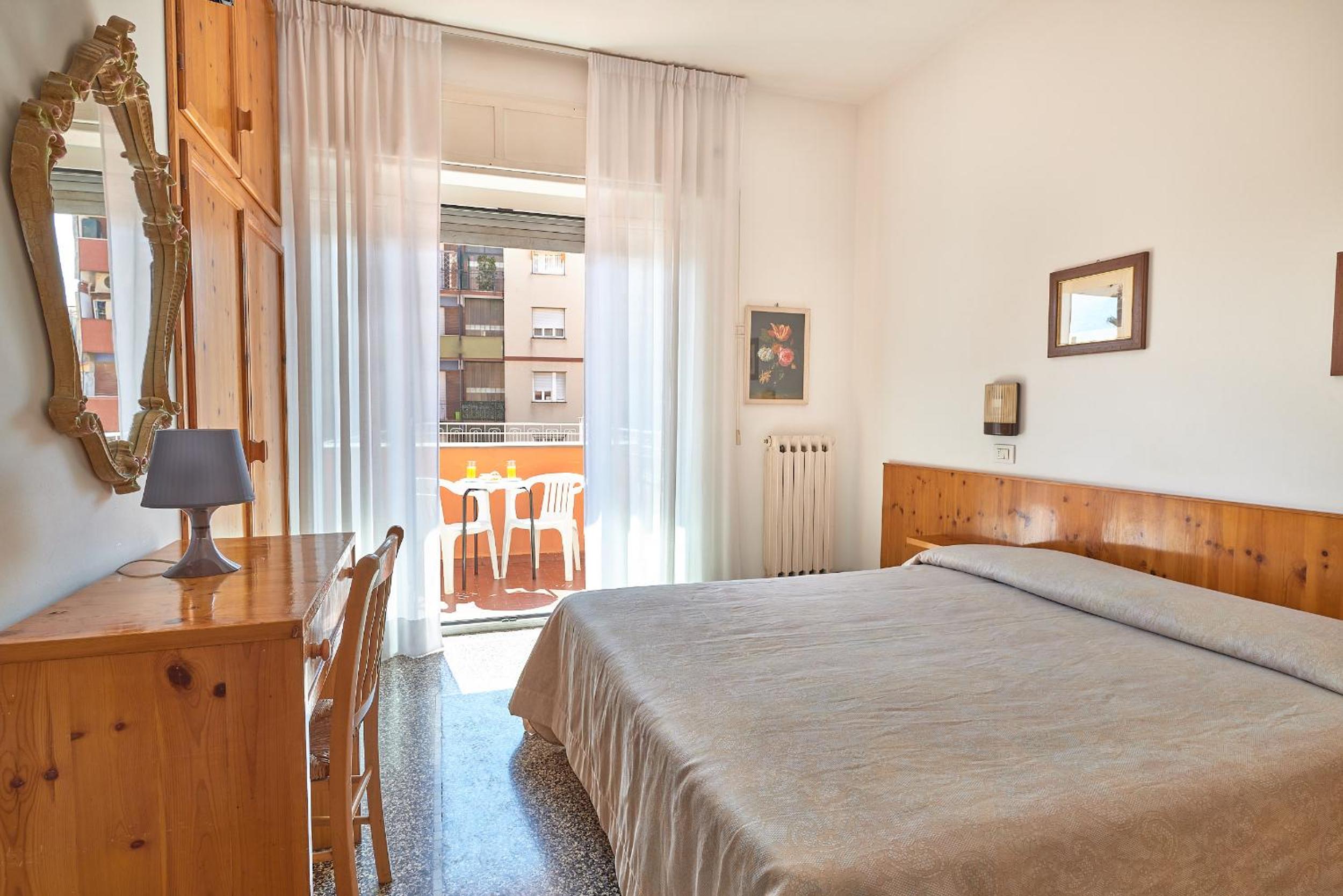 Basic Triple Room