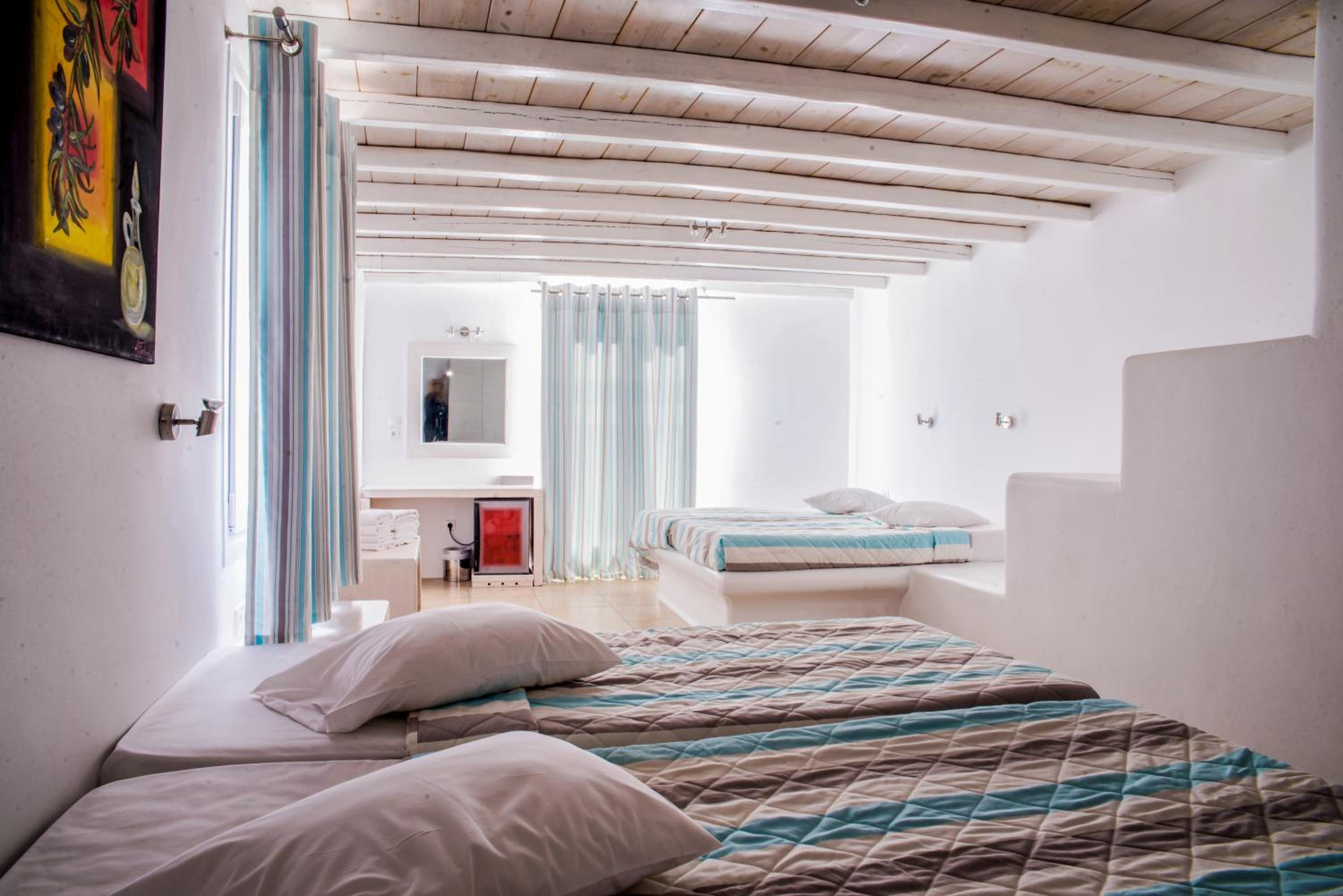 Superior Quadruple Room with Sea View photo 3