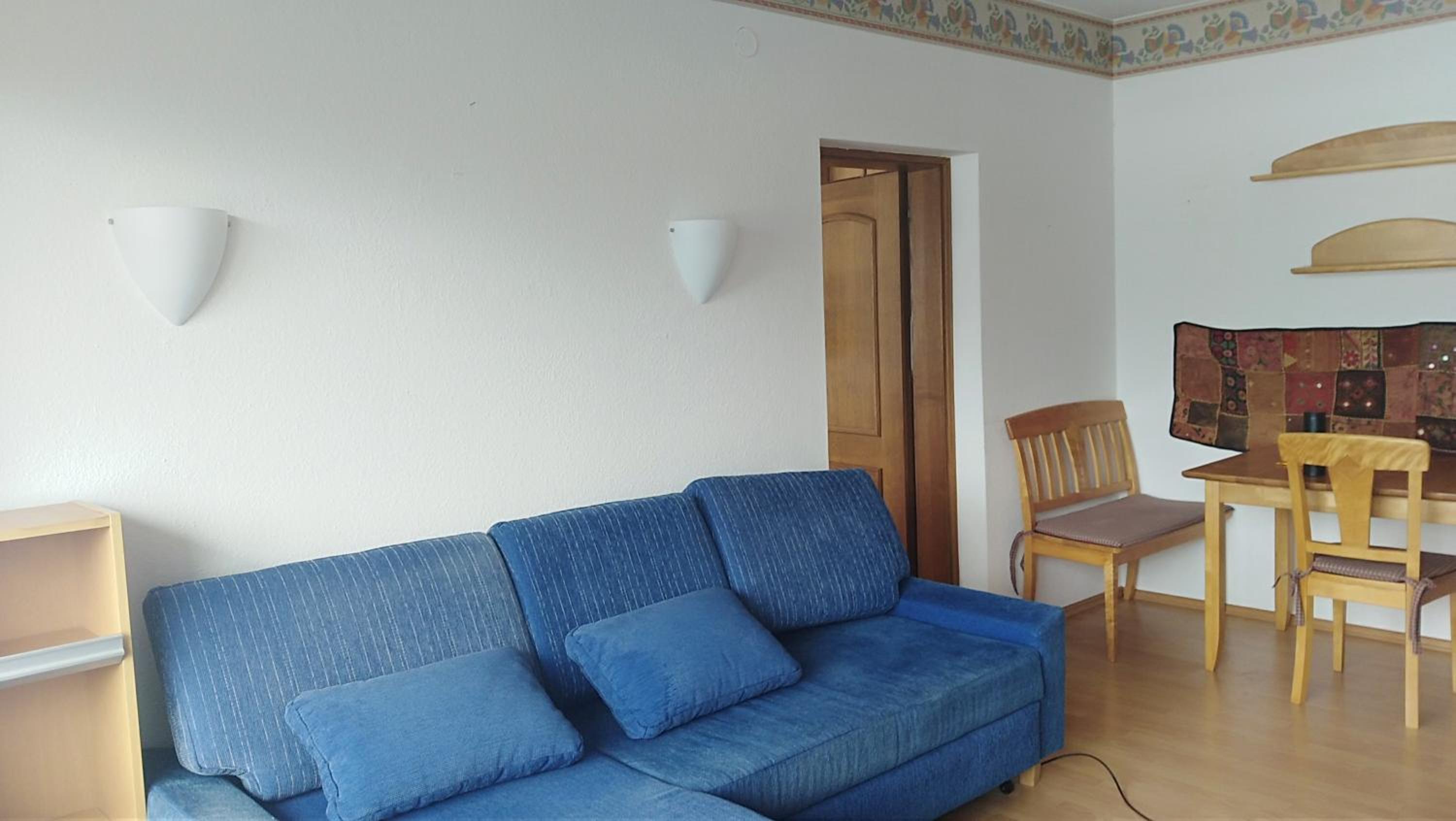 Apartment with Balcony photo 3