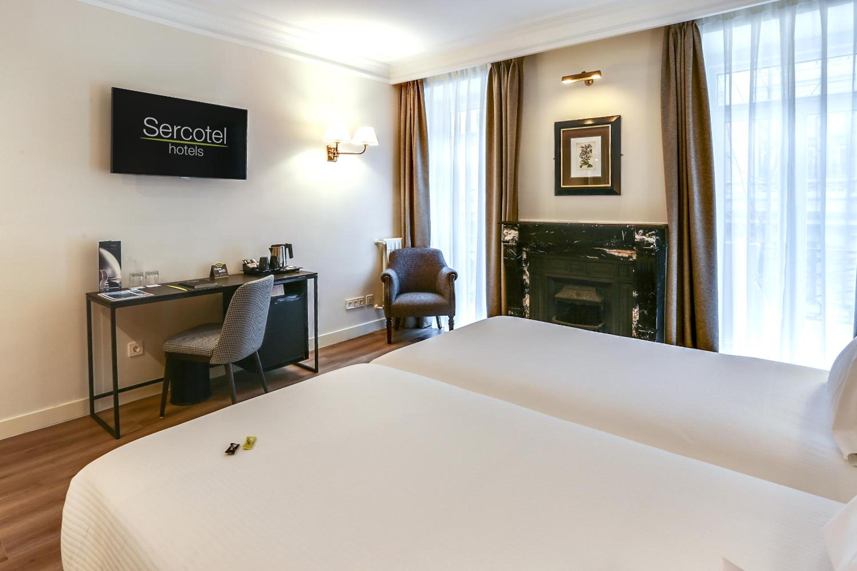 Superior Twin Room - Photo 3