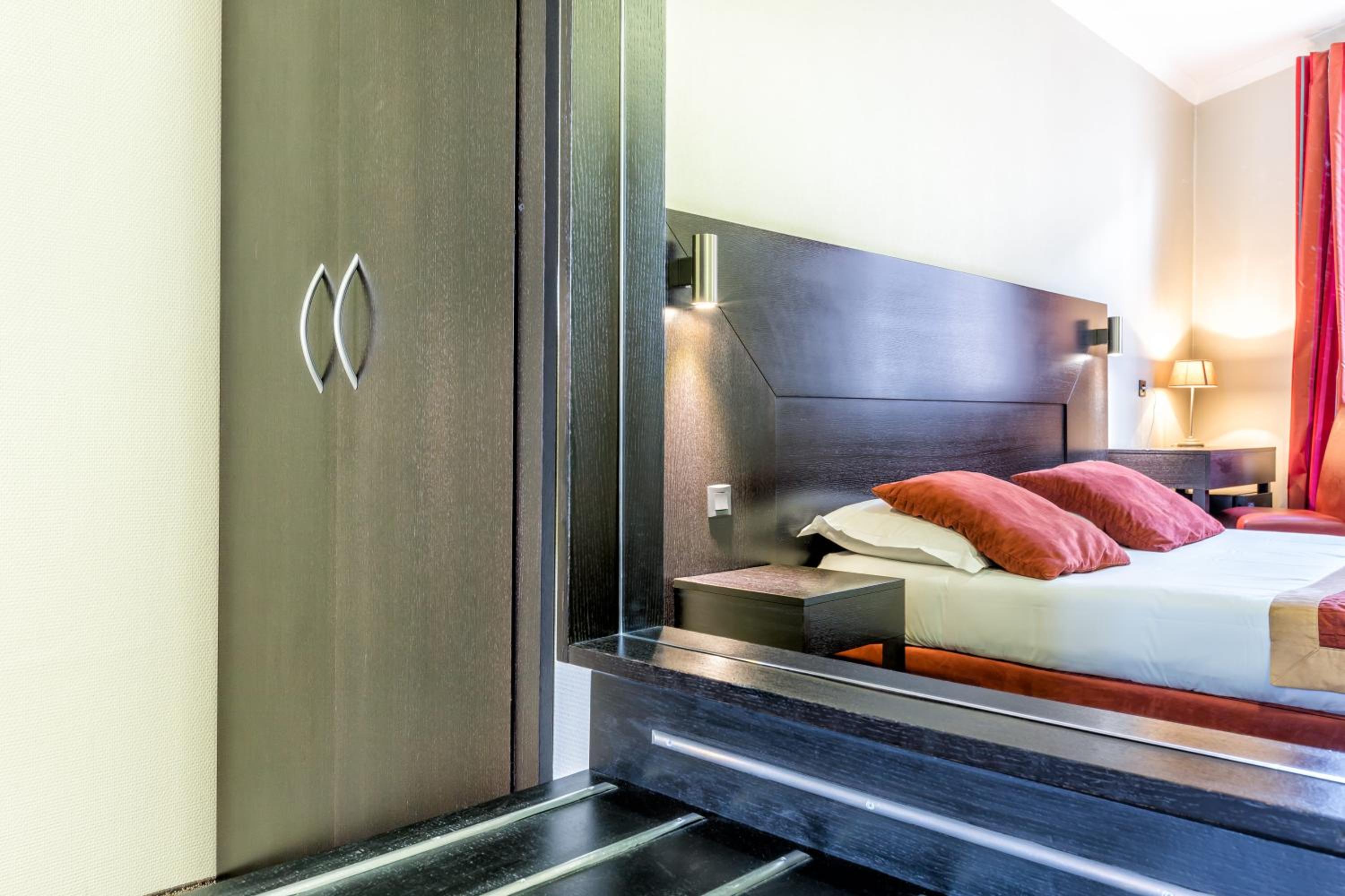 Standard Double Room - Photo 1