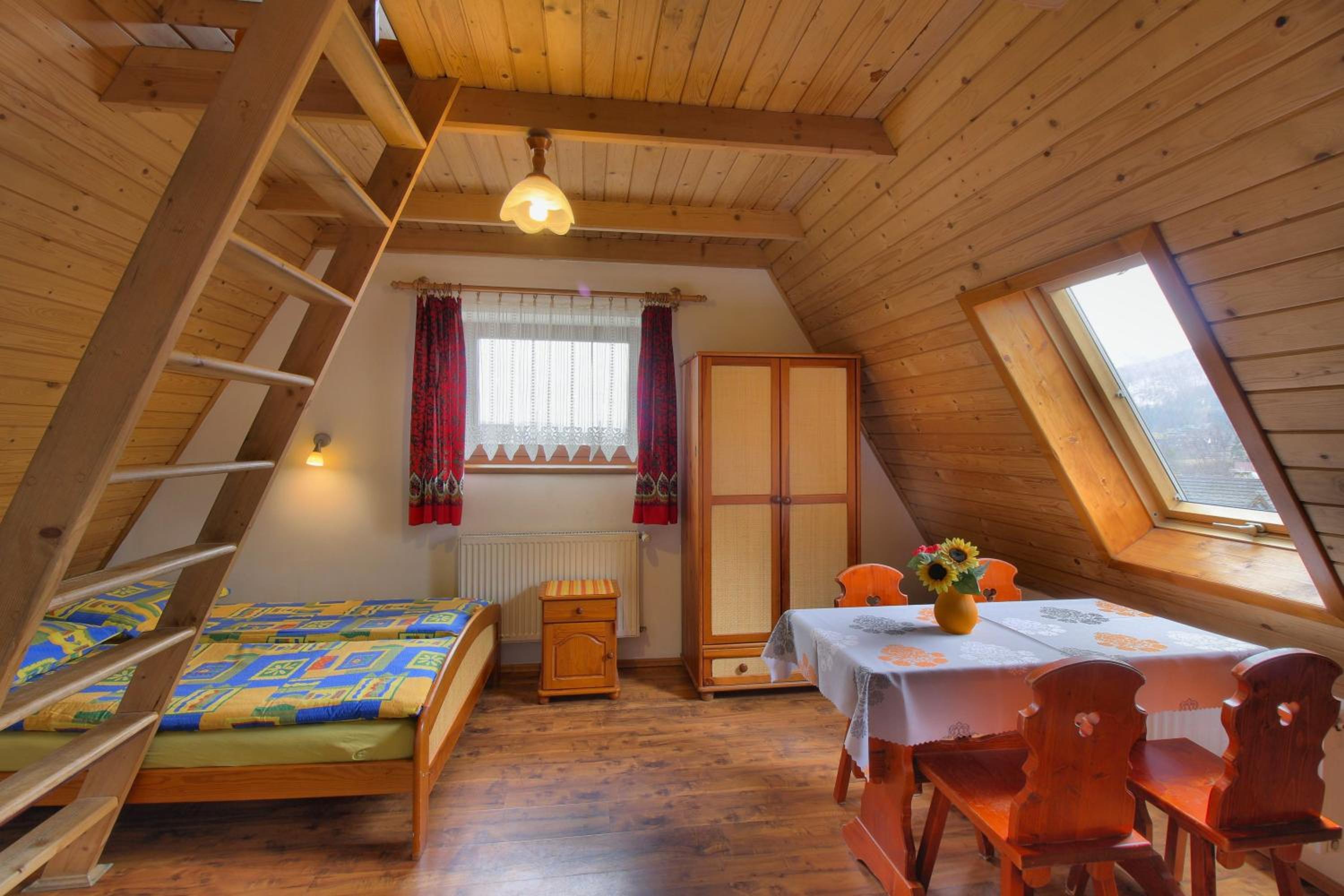 Duplex Quadruple Room