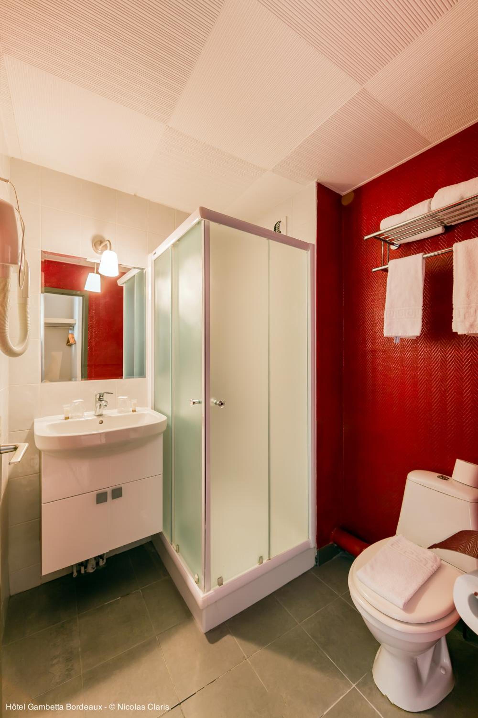Double Room with Courtyard View - Photo 4
