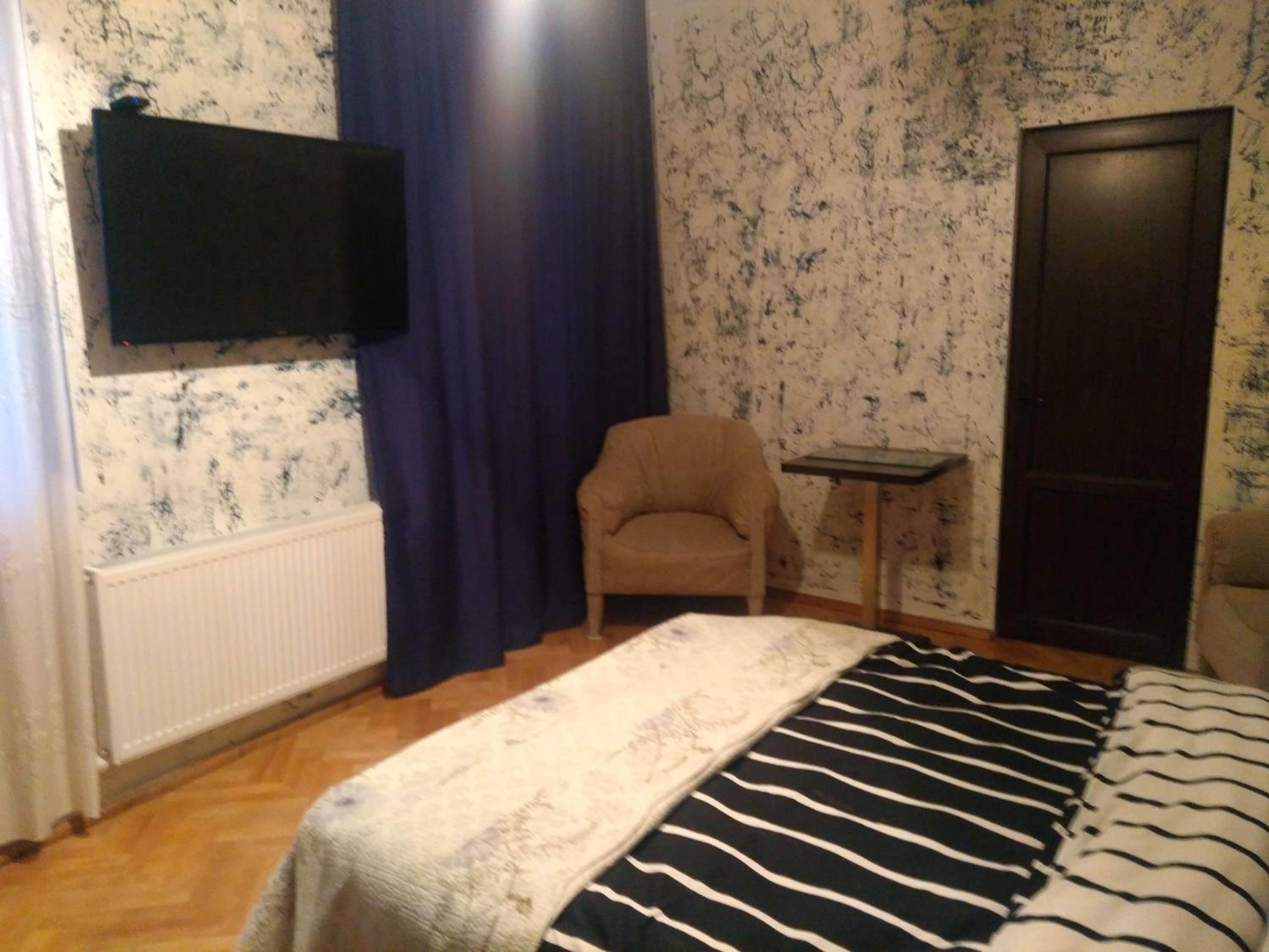 Deluxe Double Room with Balcony - Photo 26