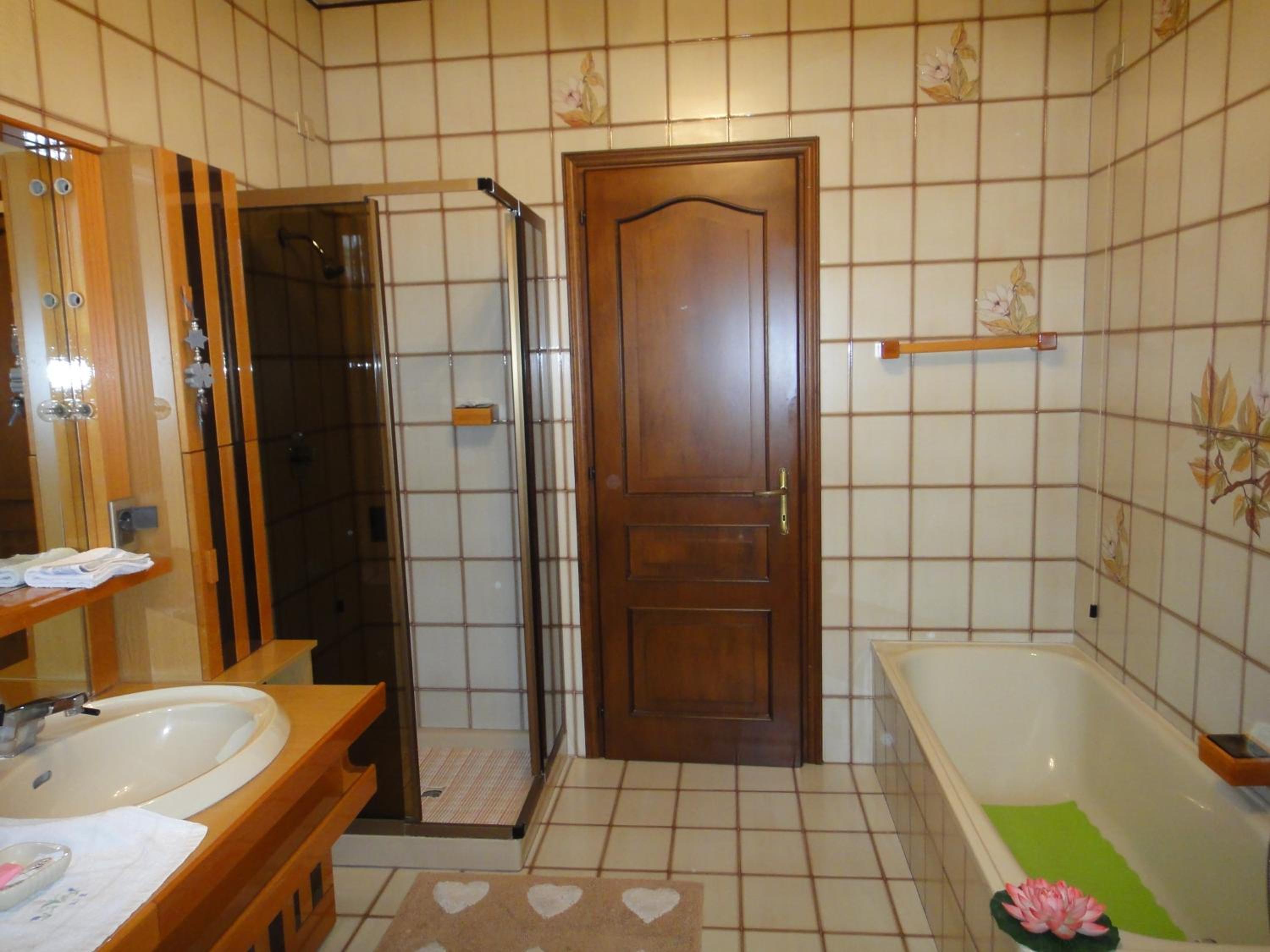 Double or Twin Room - Photo 22