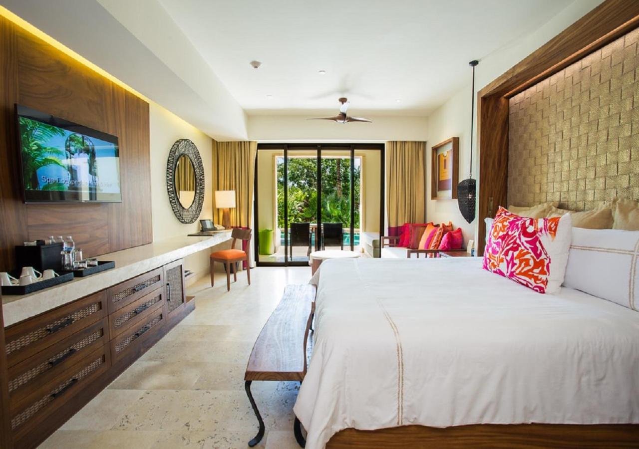 Junior Suite Swim Out
