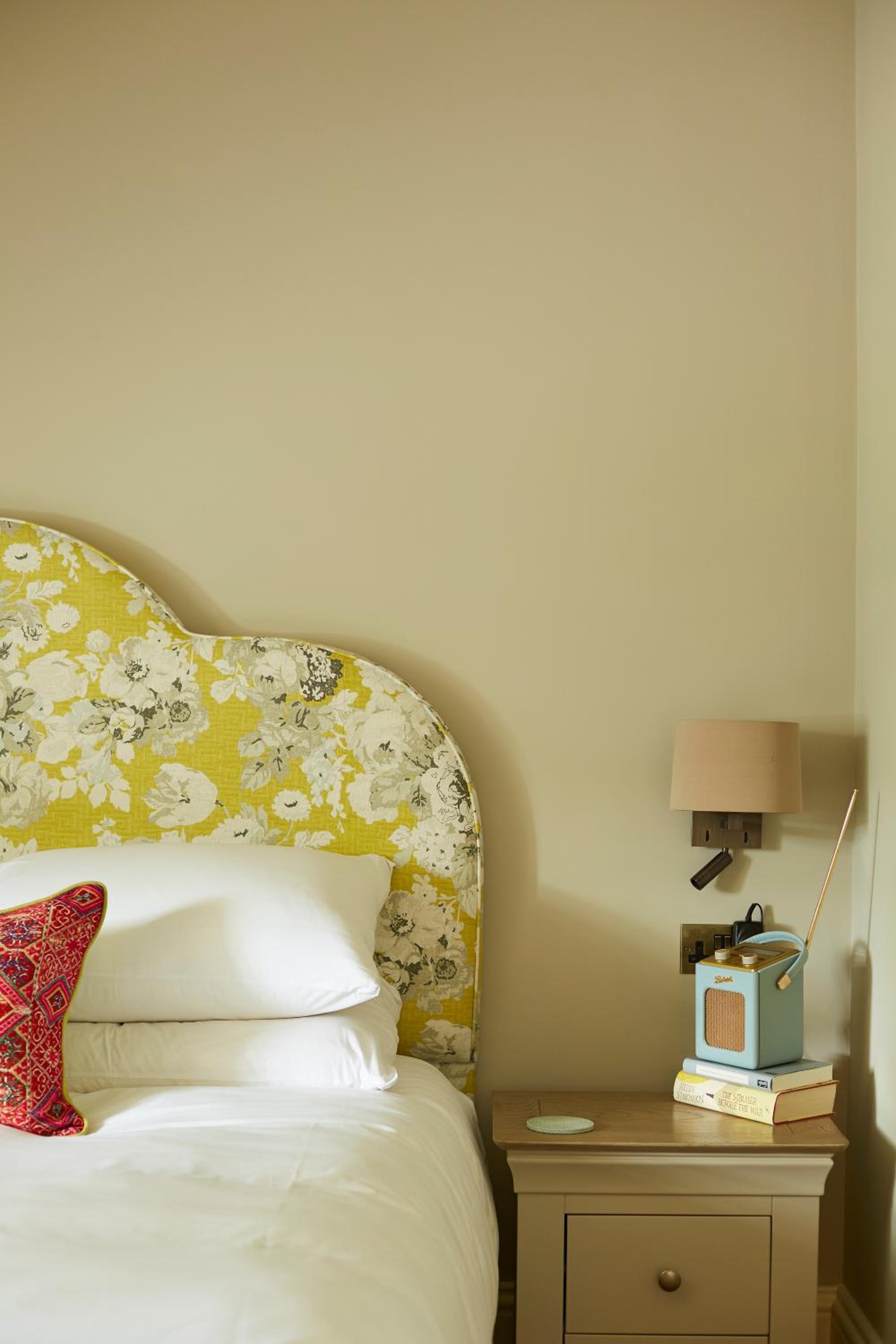 Bedroom 8 photo 2
