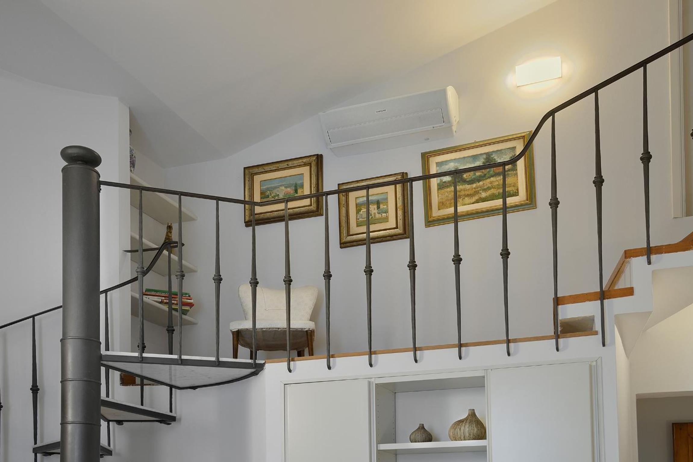 Superior Deluxe Double or Twin Room  photo 3