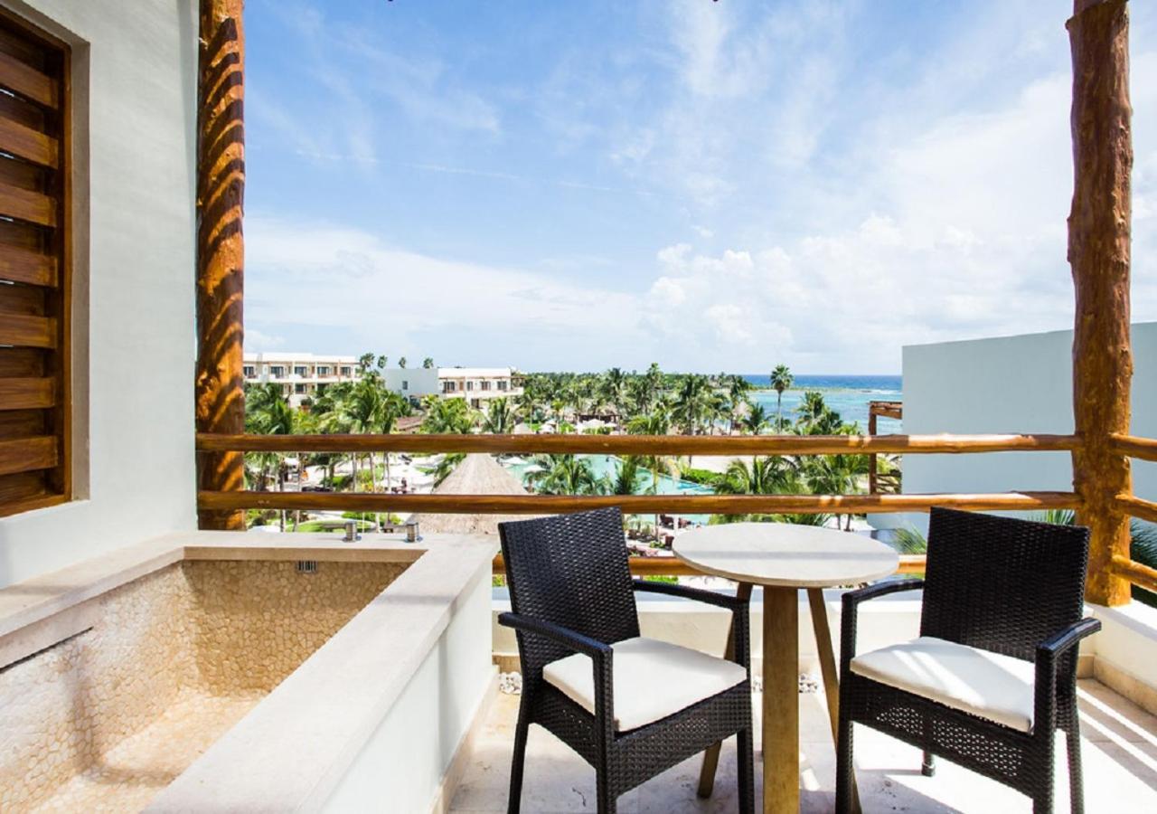 Preferred Club Junior Suite Ocean View King