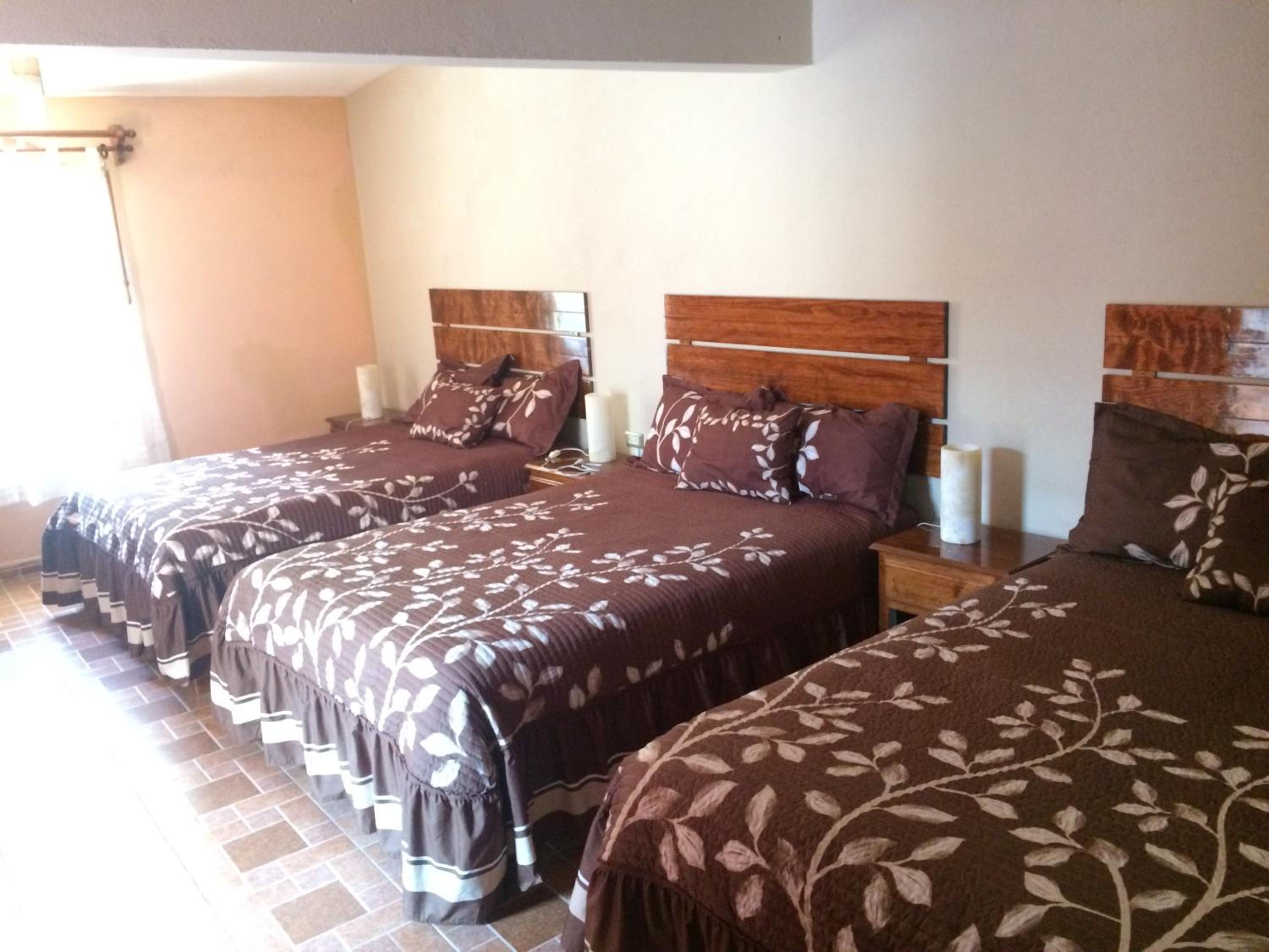 Standard Triple Room photo 3