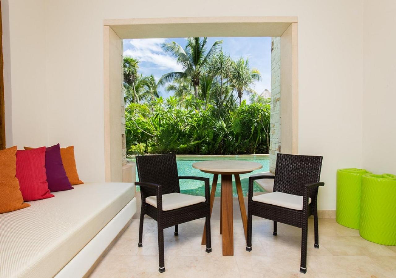 Preferred Club Junior Suite Swim Out King thumbnail 6