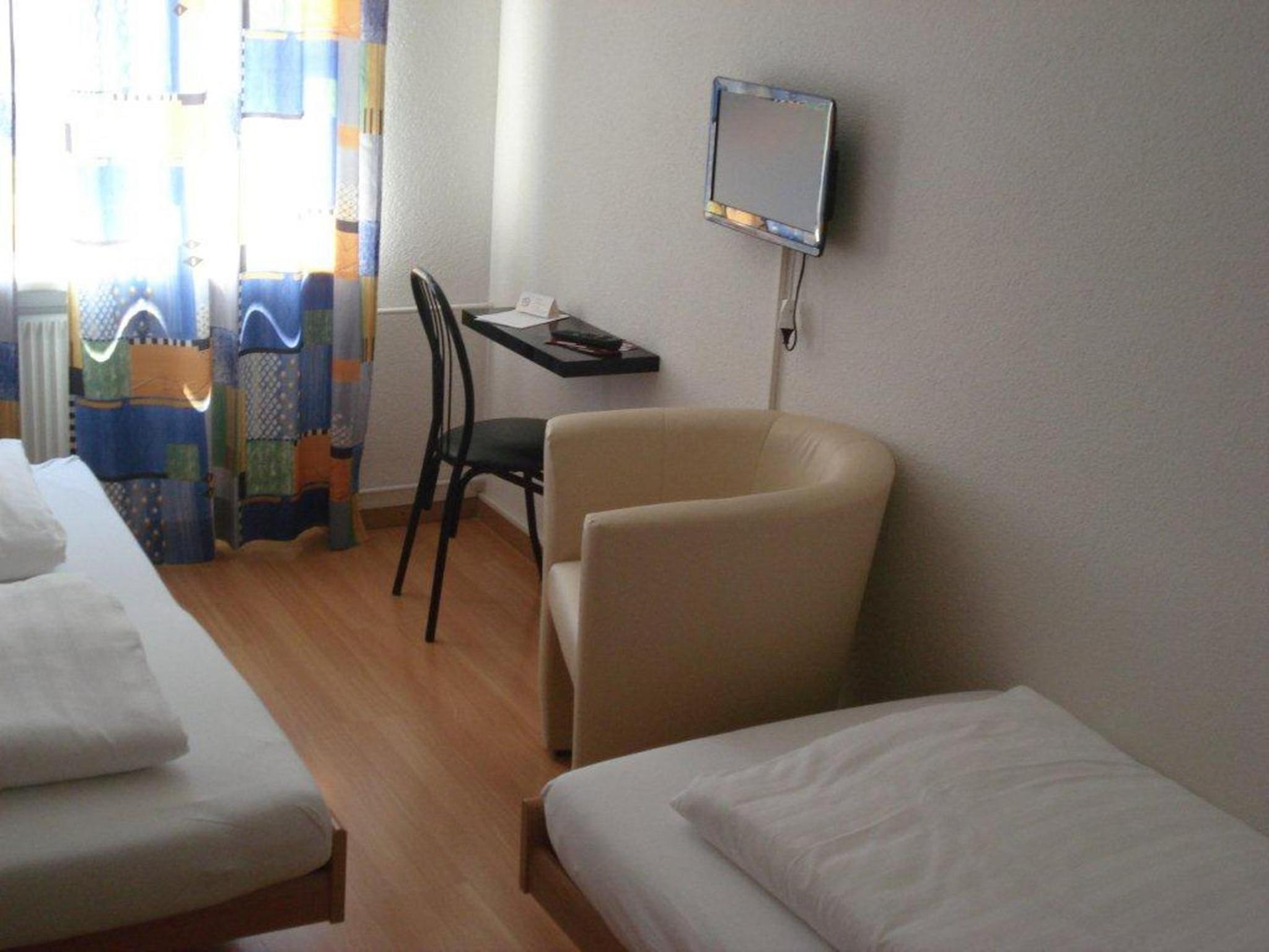 Triple Room with External Private Bathroom - Photo 4