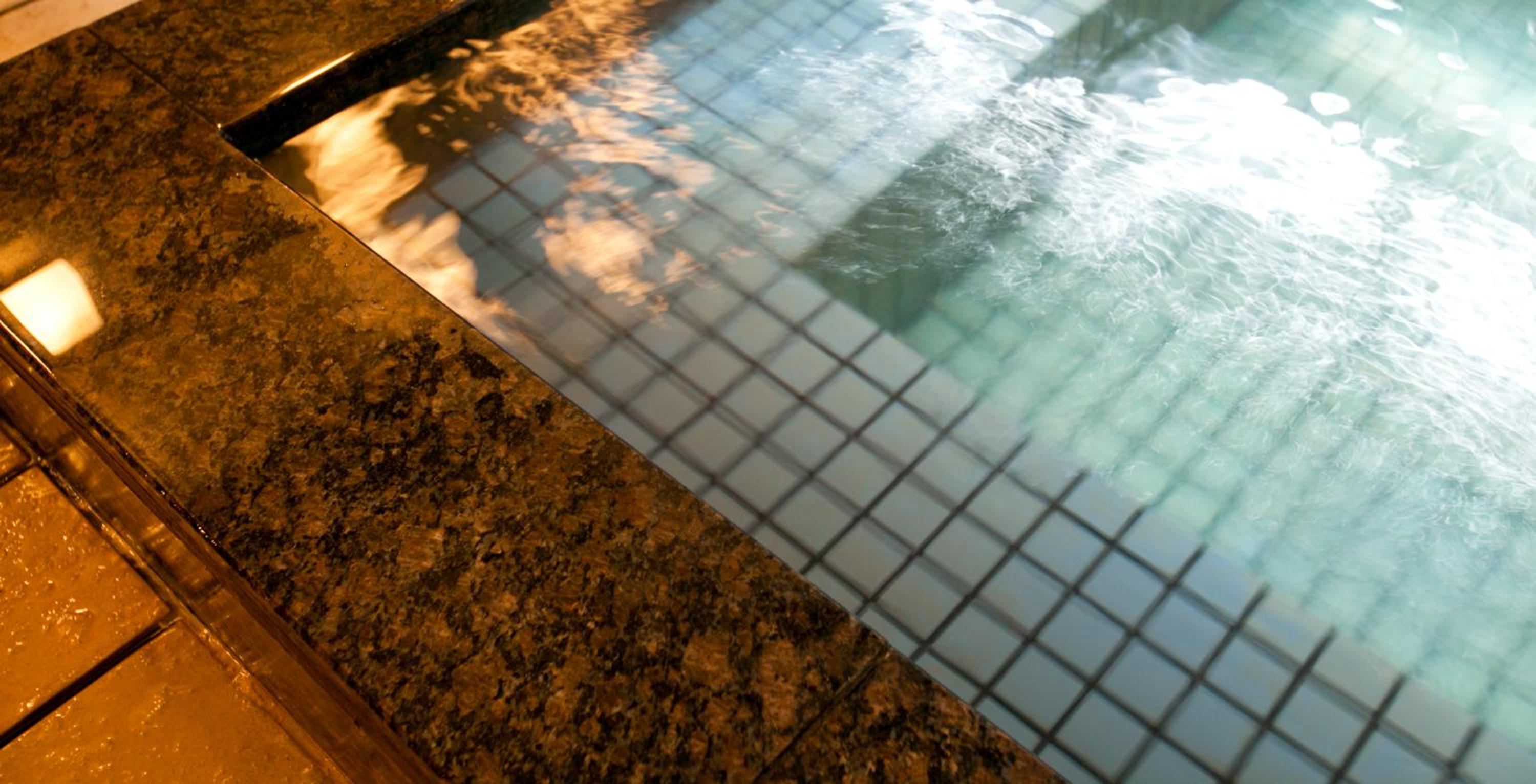Japanese-Style Twin Room with Private Bathroom - Non-Smoking photo 2