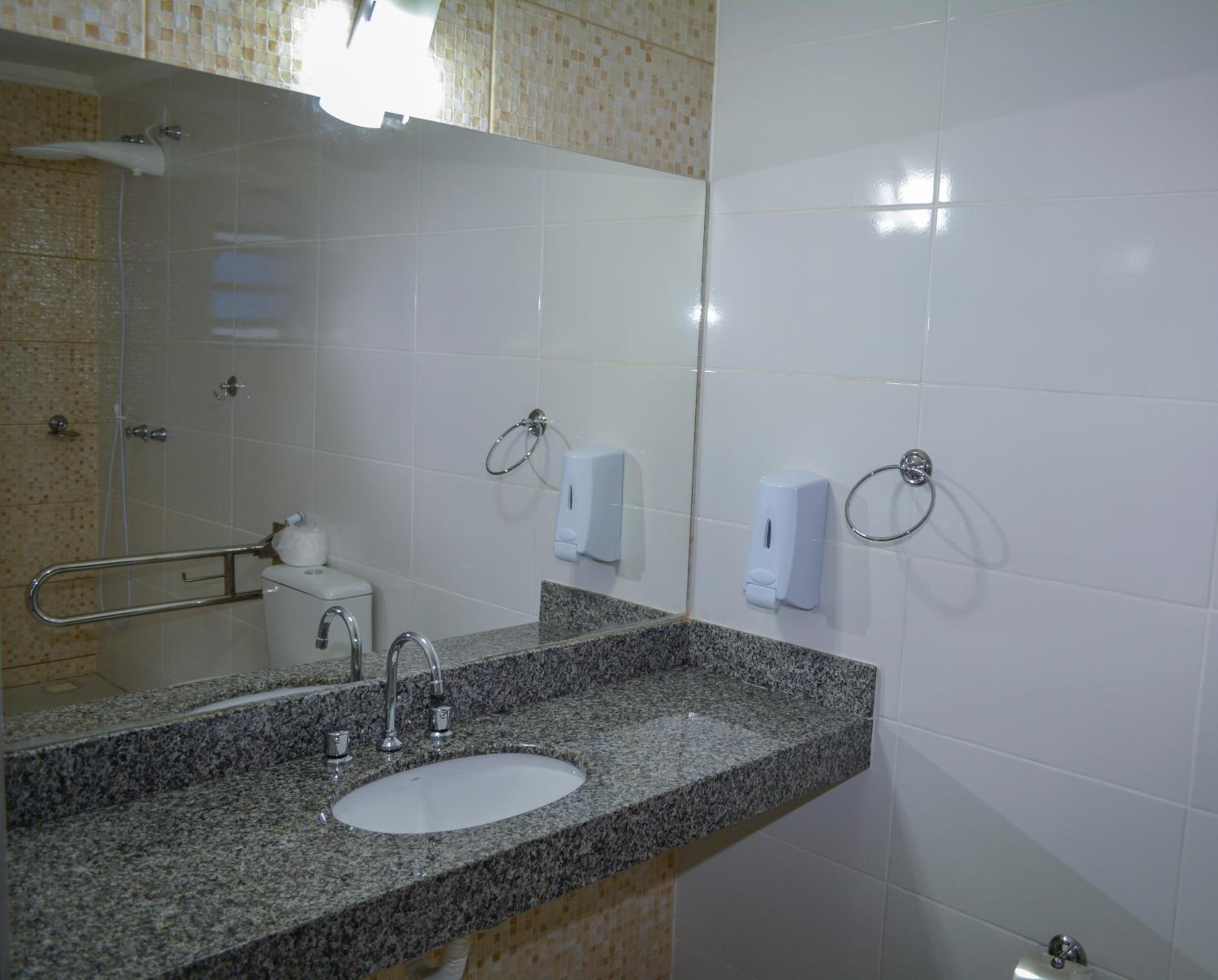 Triple Room - Disability Access photo 2