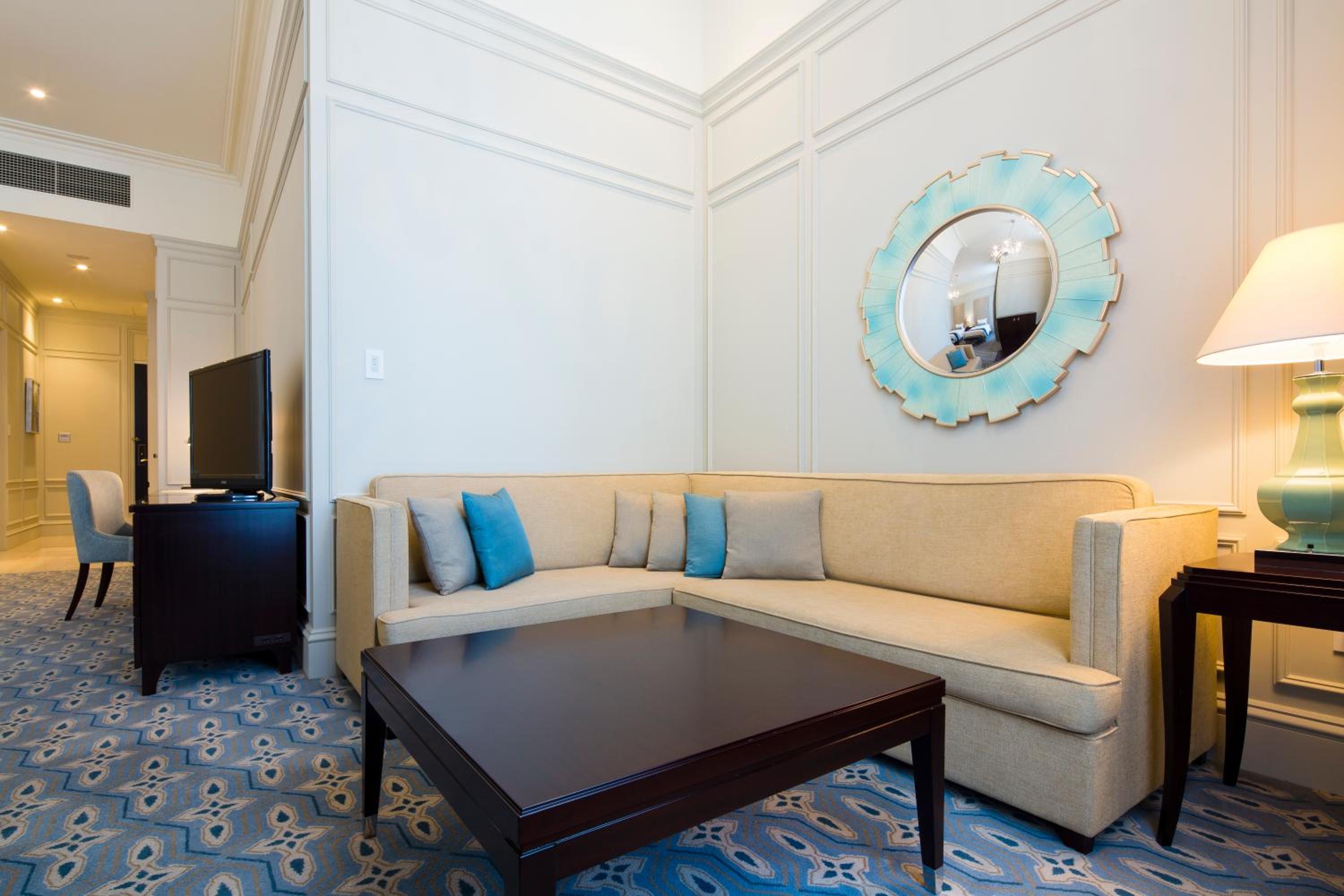 Junior Suite Twin – Non-Smoking Junior Suite Twin – Non-Smoking