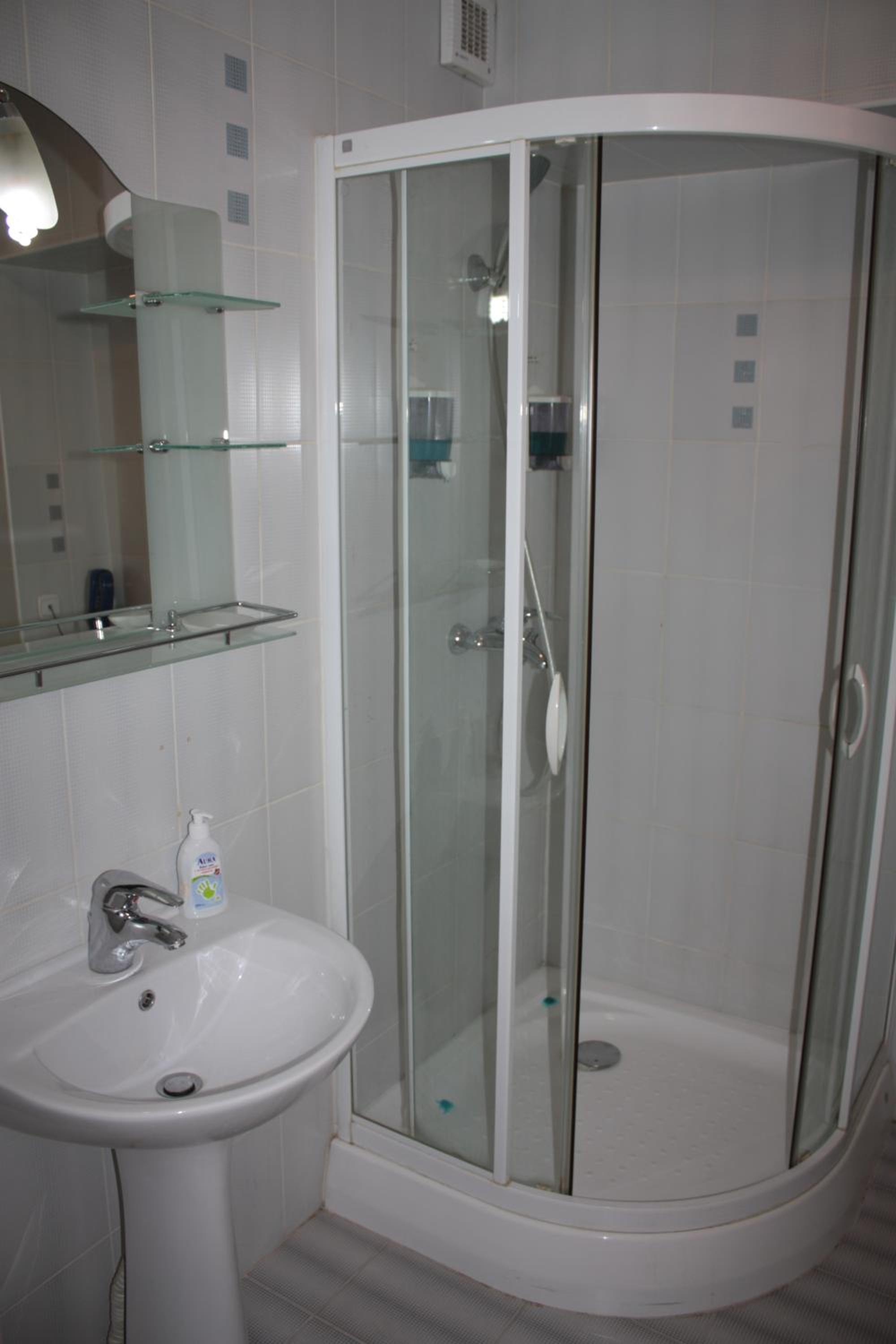 King Suite - Photo 1
