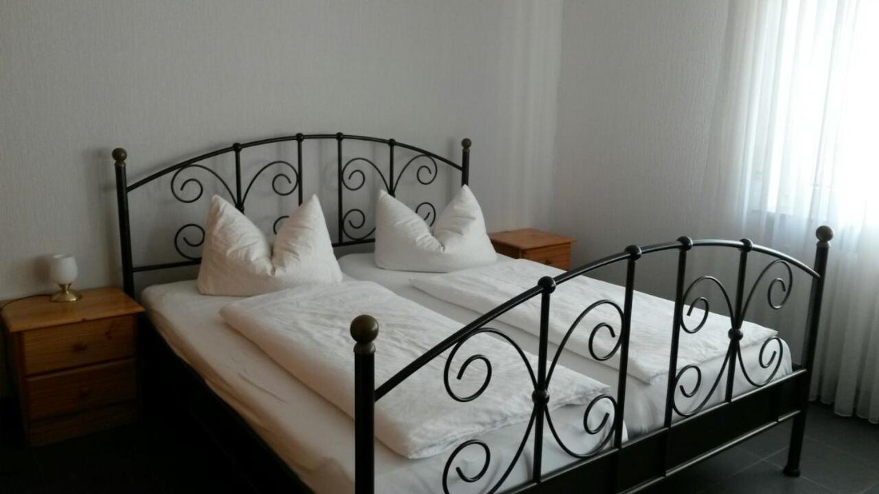 Budget Double Room photo 2