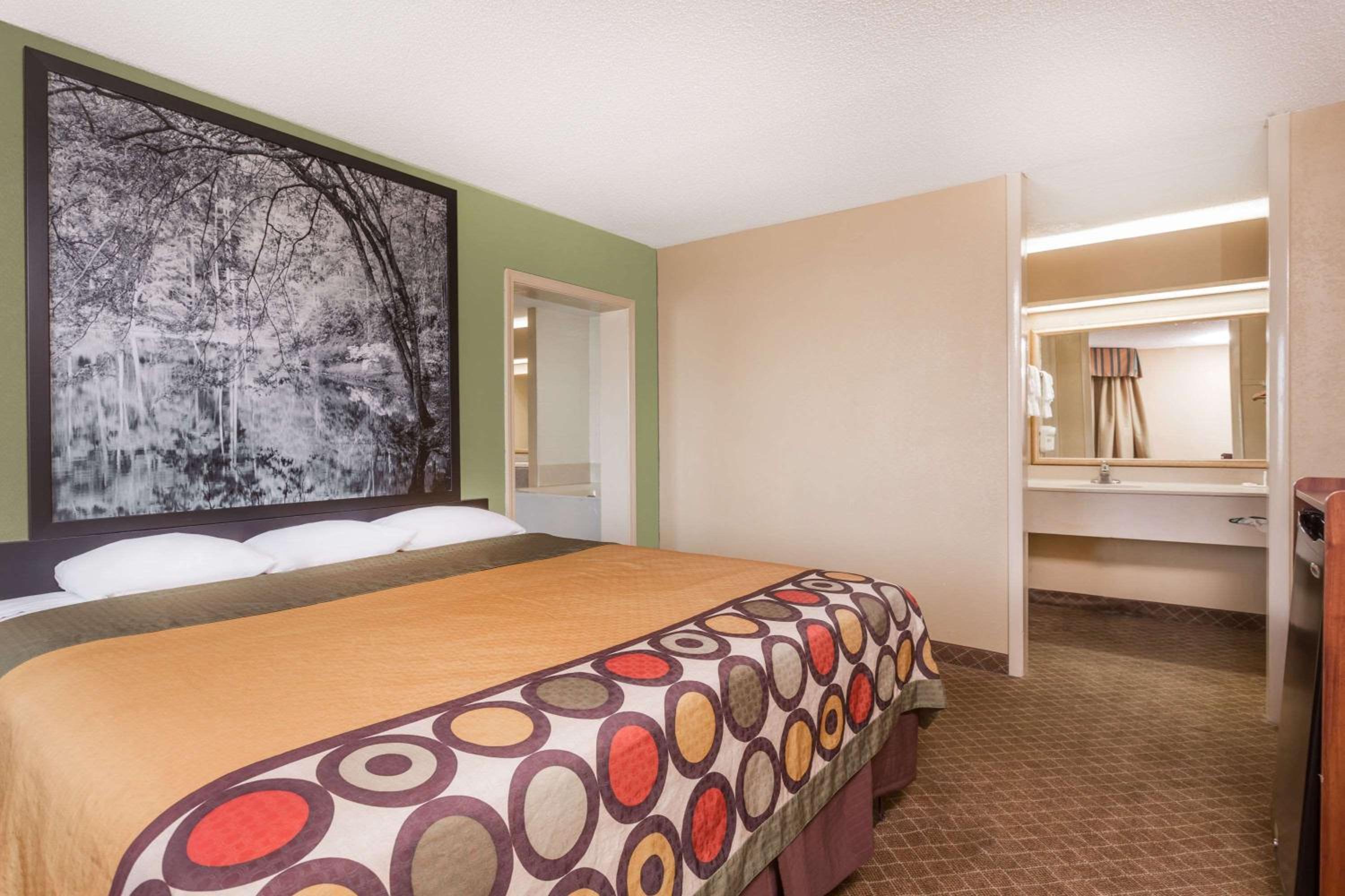 Two-Room King Suite - Non-Smoking photo 1