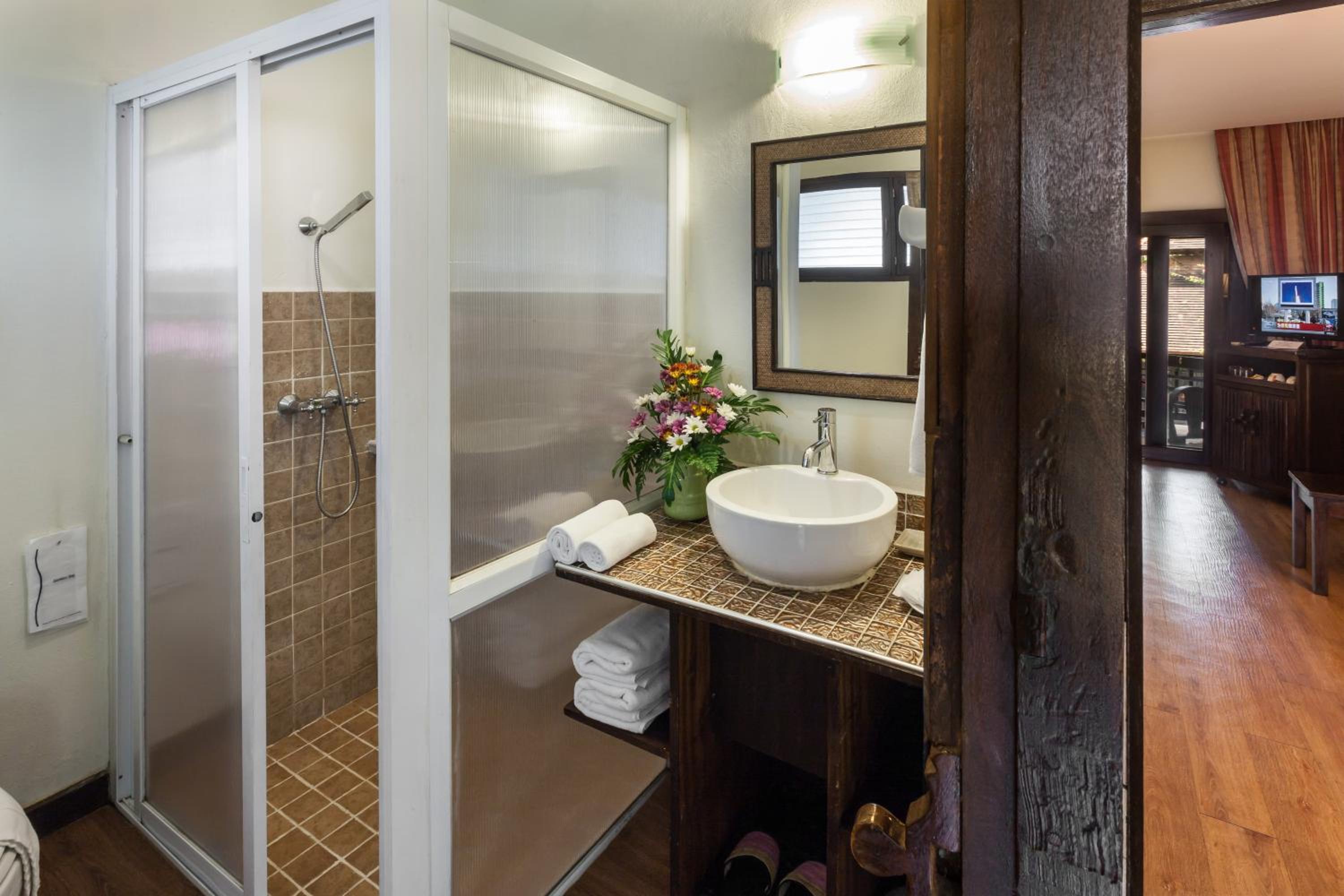  Superior Double or Twin Room with Garden view - Photo 6