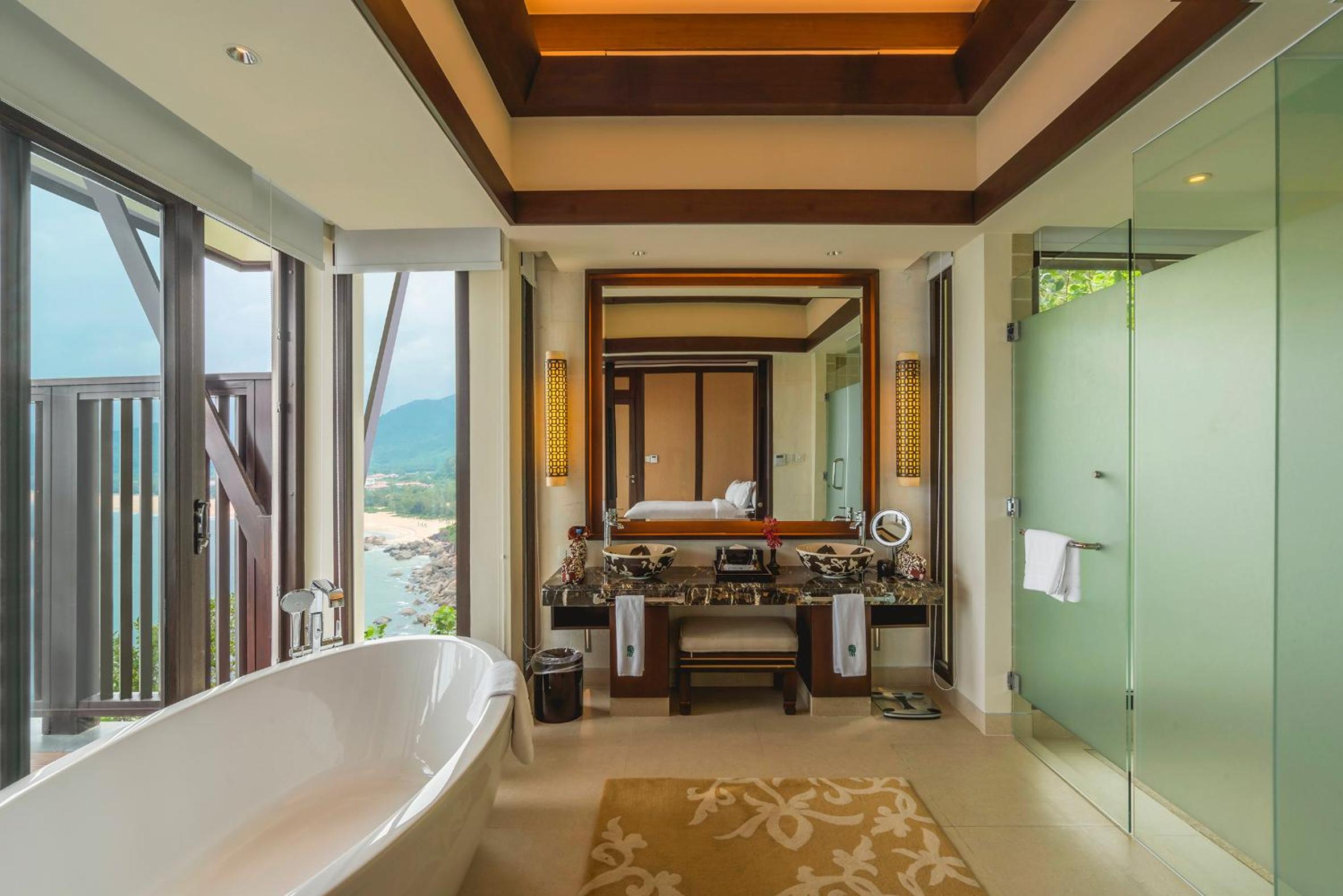 Three-Bedroom Hillside Pool Villa with Ocean View  - Photo 4