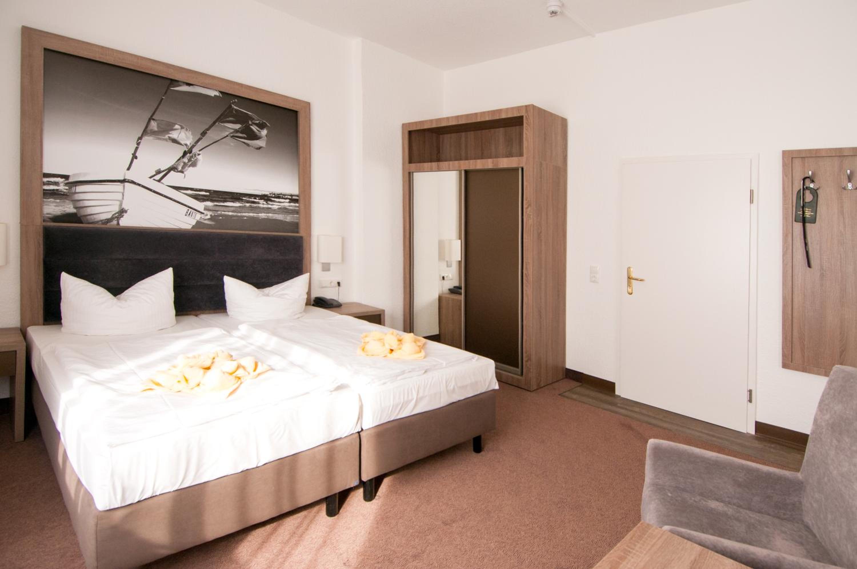 Triple Room South Side photo 1