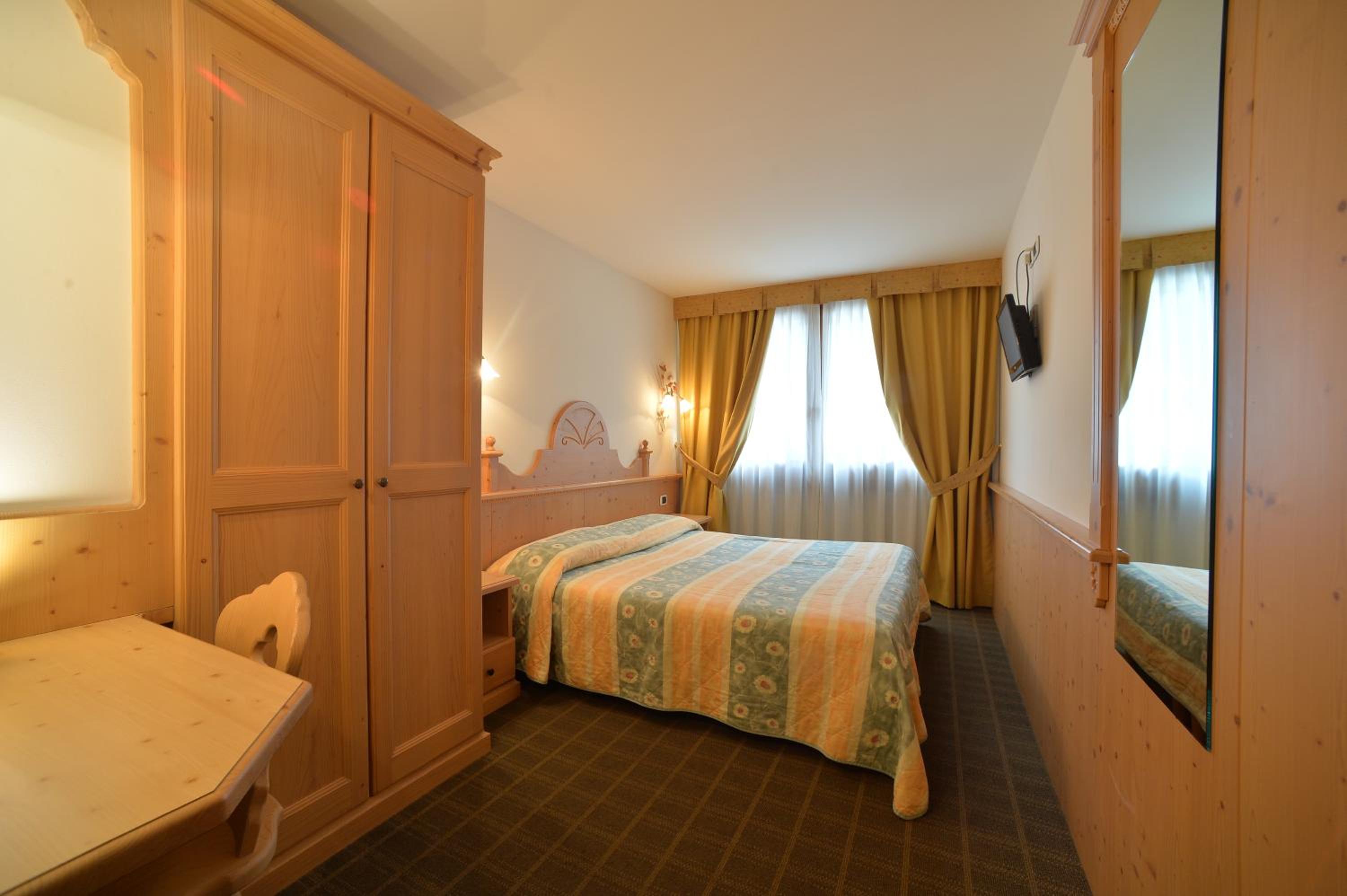 Double or Twin Room photo 2