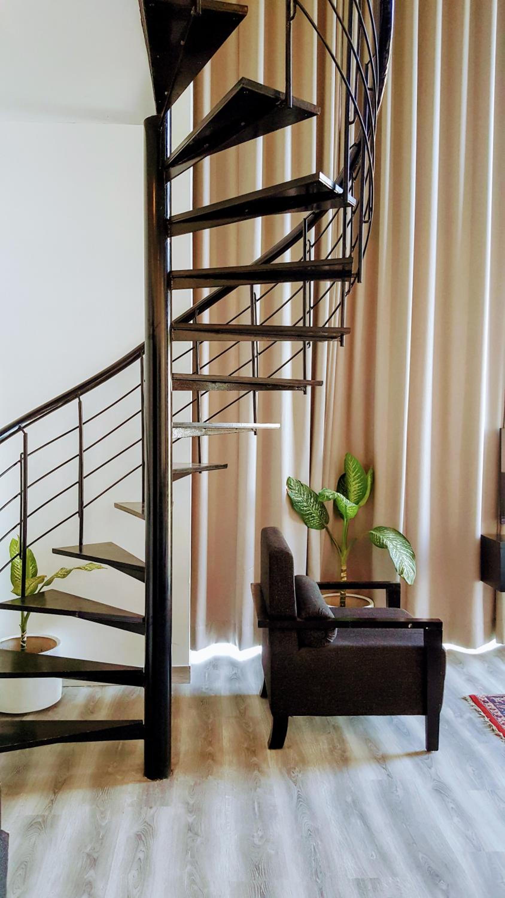 Duplex Suite - Photo 12