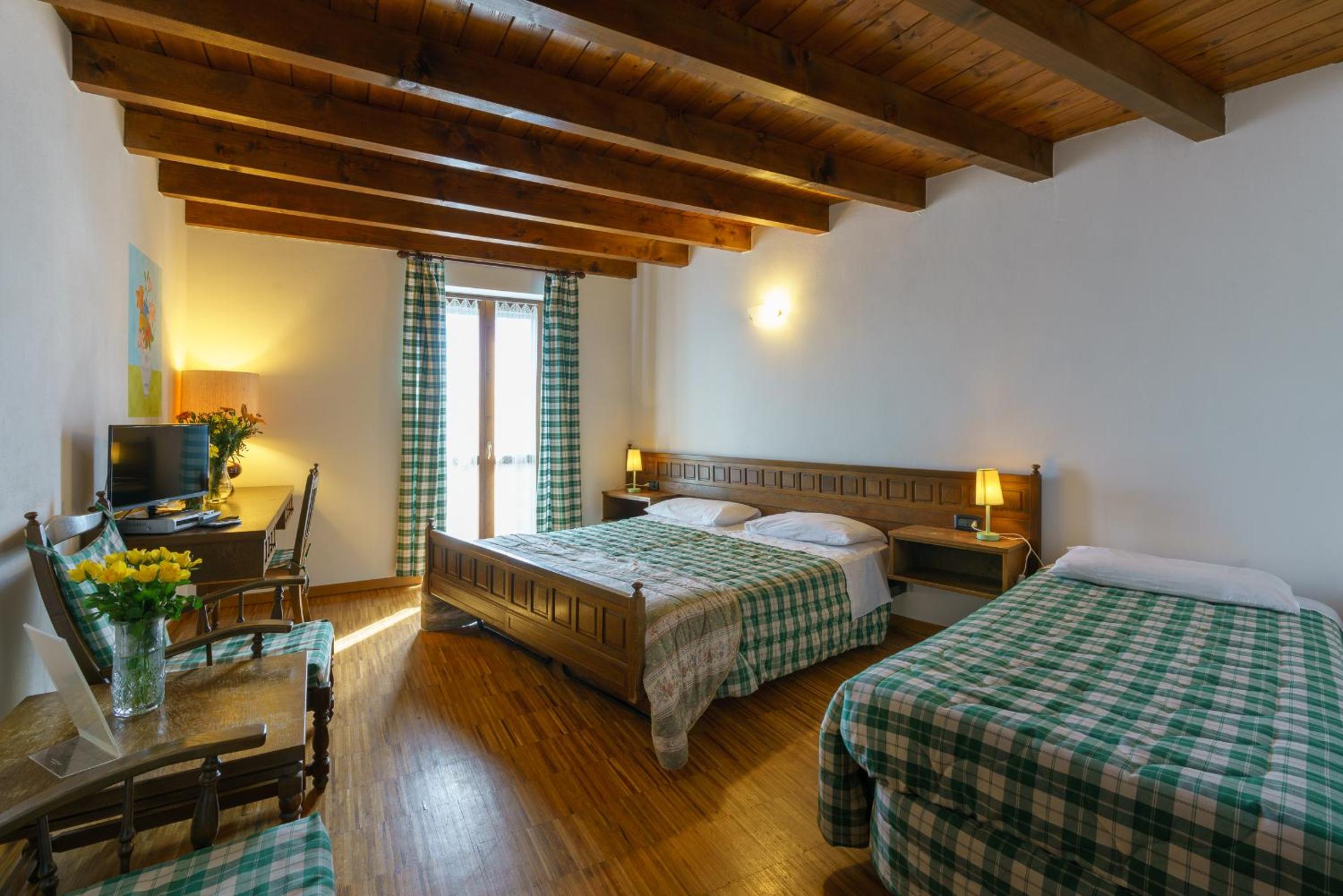 Triple Room