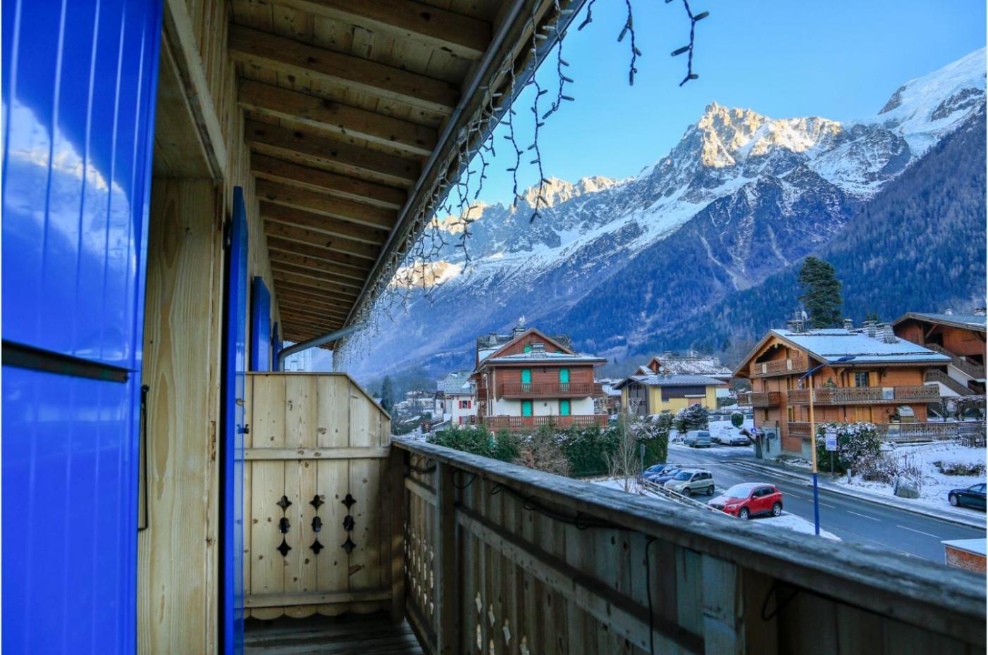 Double room with Balcony Mont Blanc side - Photo 2
