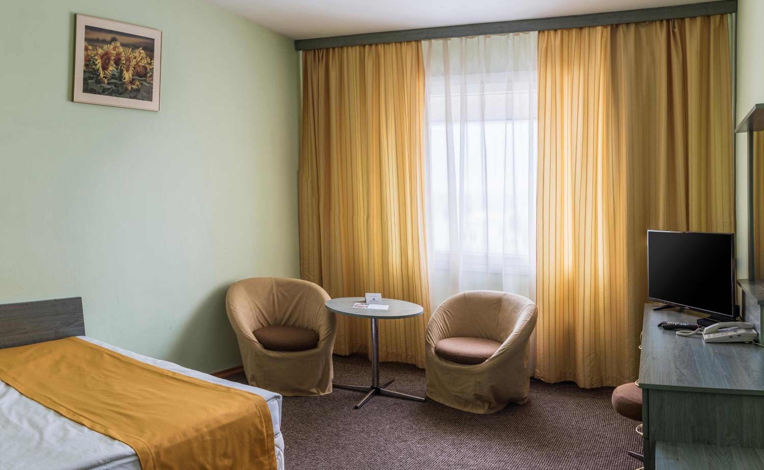 Standard Single Room